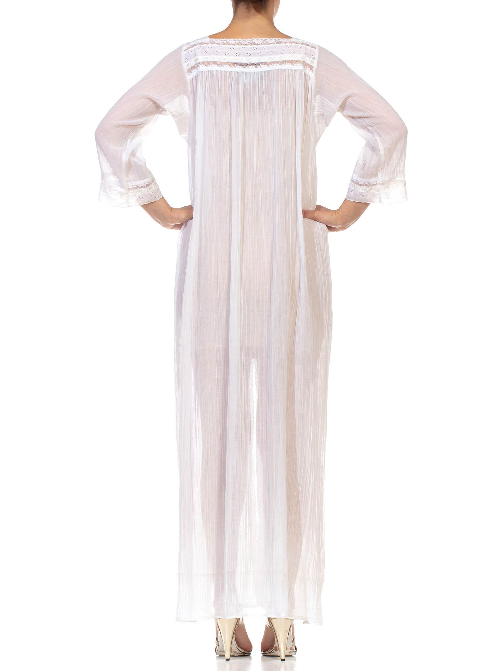 1980S CHRISTIAN DIOR White Cotton Lace Trimed Robe With Front Tie Closure 3