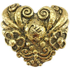 1980
s Christian Lacroix Large Gold-Plated Heart-Shaped Brooch
