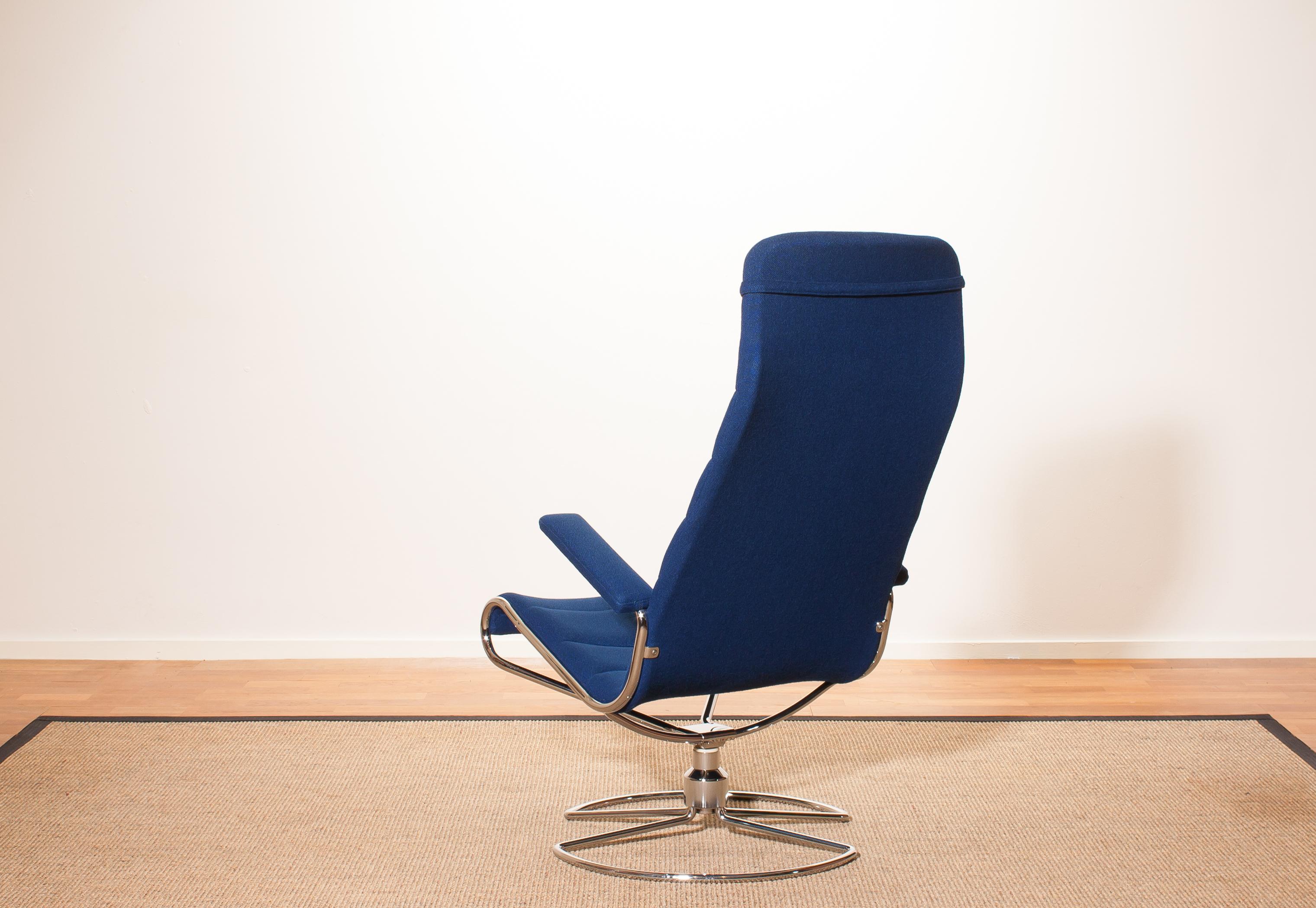 Late 20th Century 1980s, Chrome with Royal Blue Fabric 'Minister' Swivel Chair by Bruno Mathsson