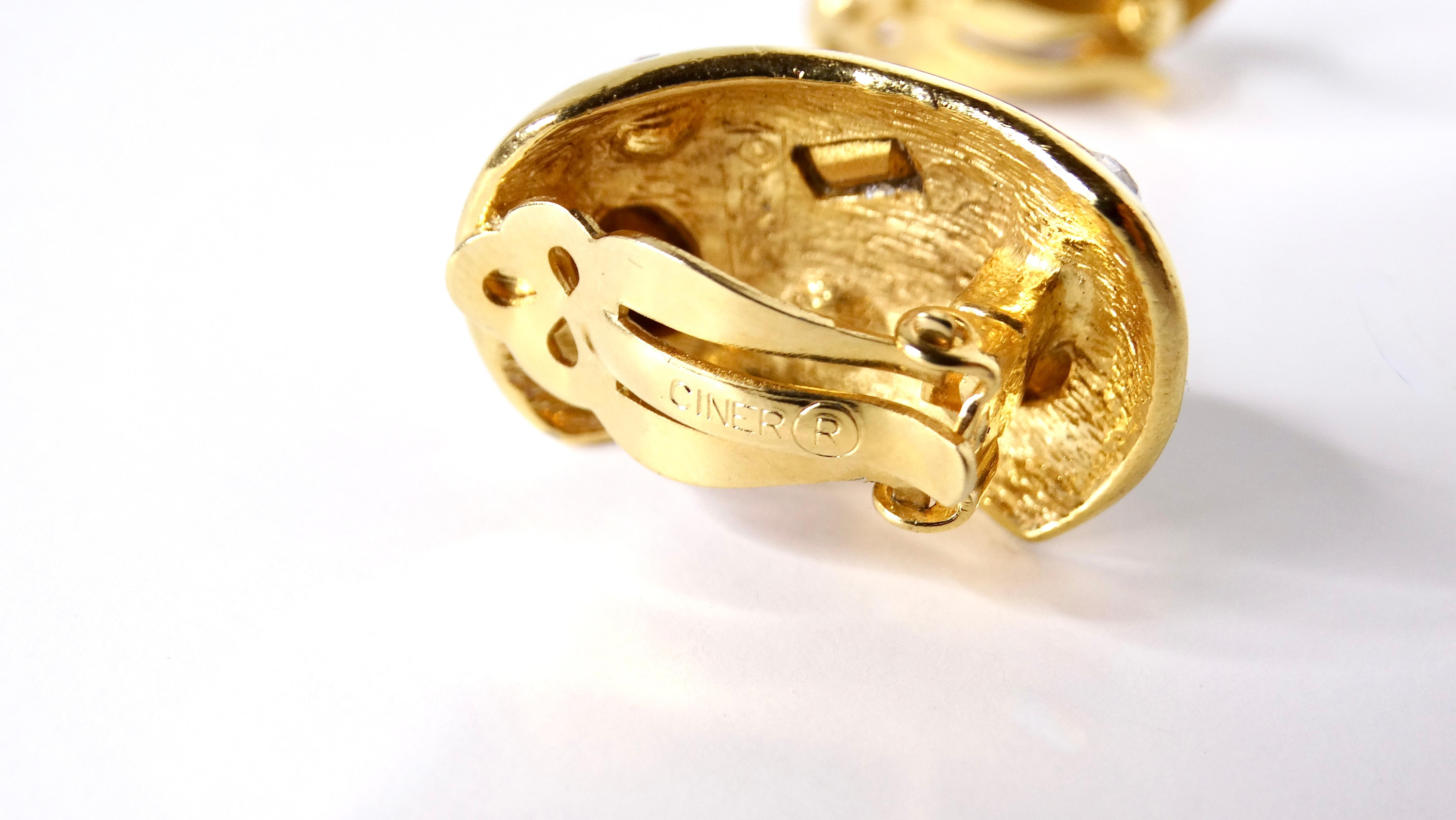1980s Ciner Chunky Costume Gemstone 14k Gold Plated Clip-On Earrings In Good Condition For Sale In Scottsdale, AZ