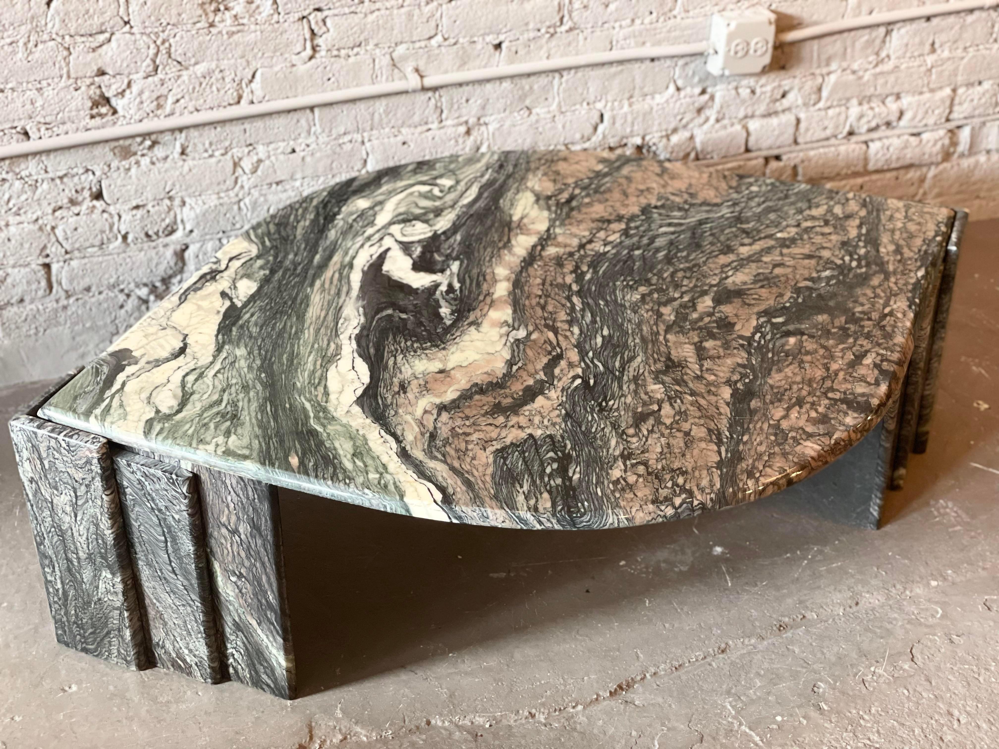 1980s Cipollino Ondulato Postmodern Eye Shaped Marble Coffee Table 3