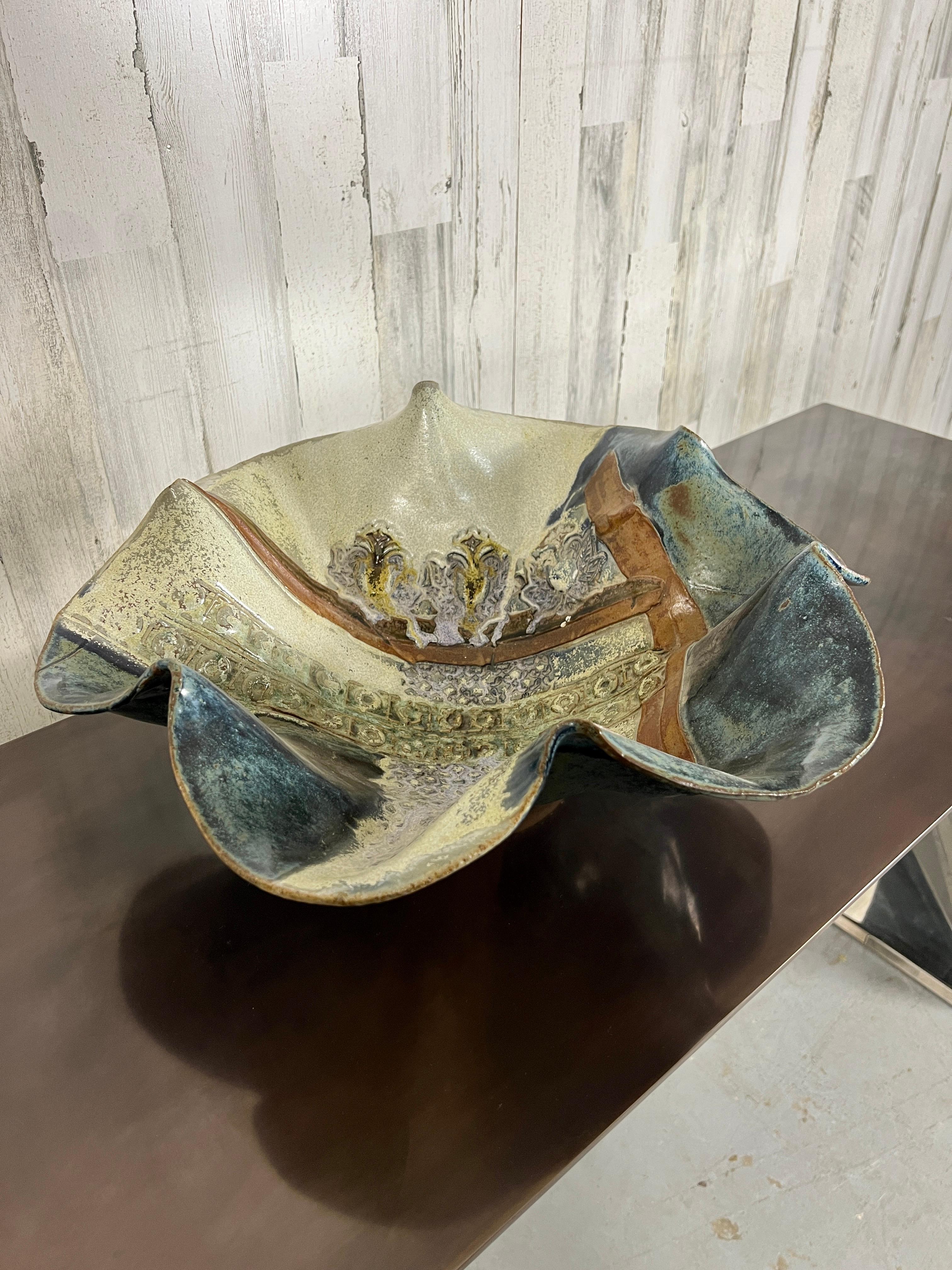 American 1980s Clam Shell Design Bowl For Sale