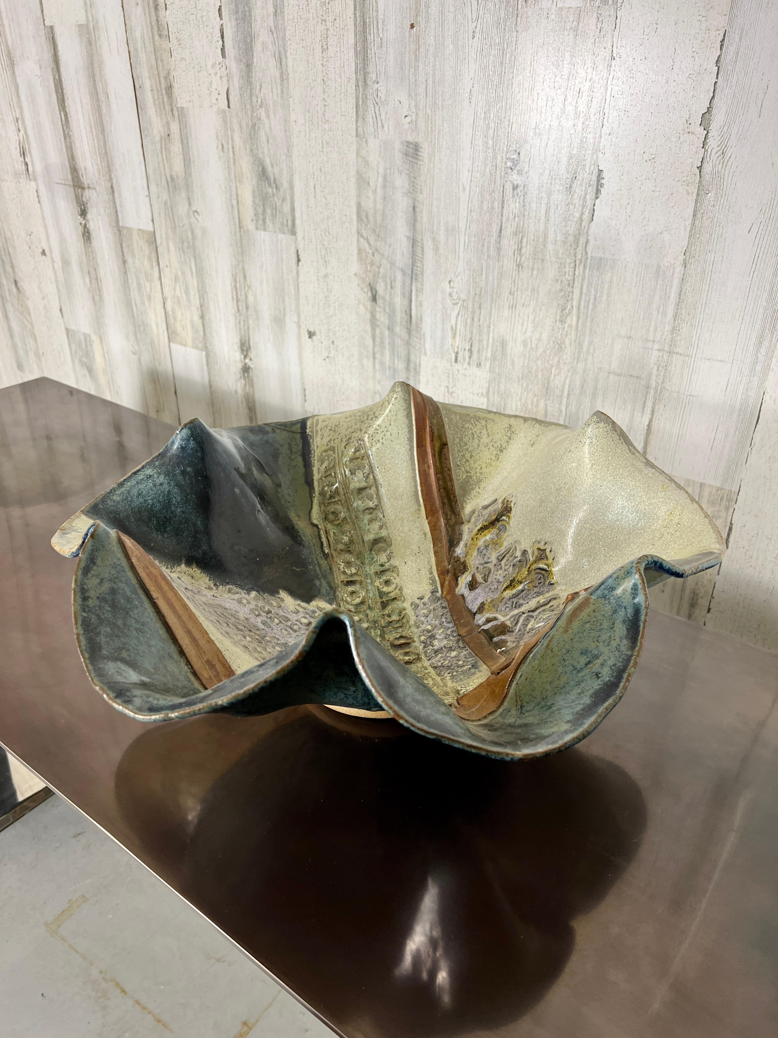 20th Century 1980s Clam Shell Design Bowl For Sale