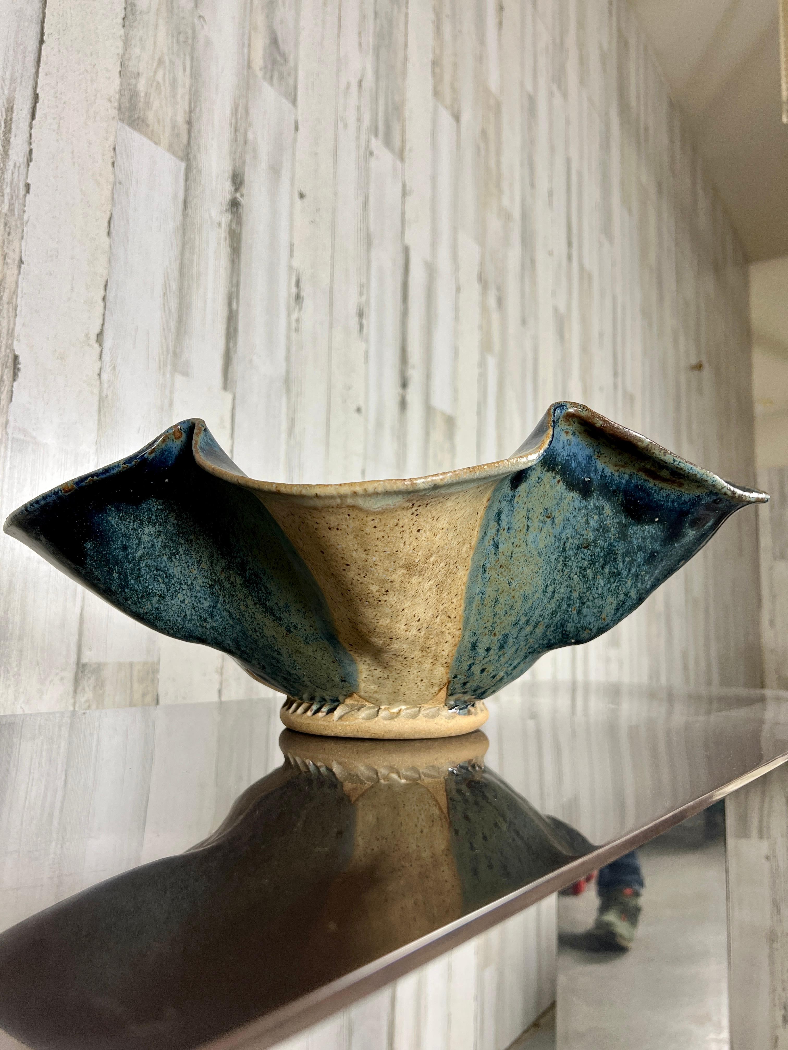 1980s Clam Shell Design Bowl For Sale 2