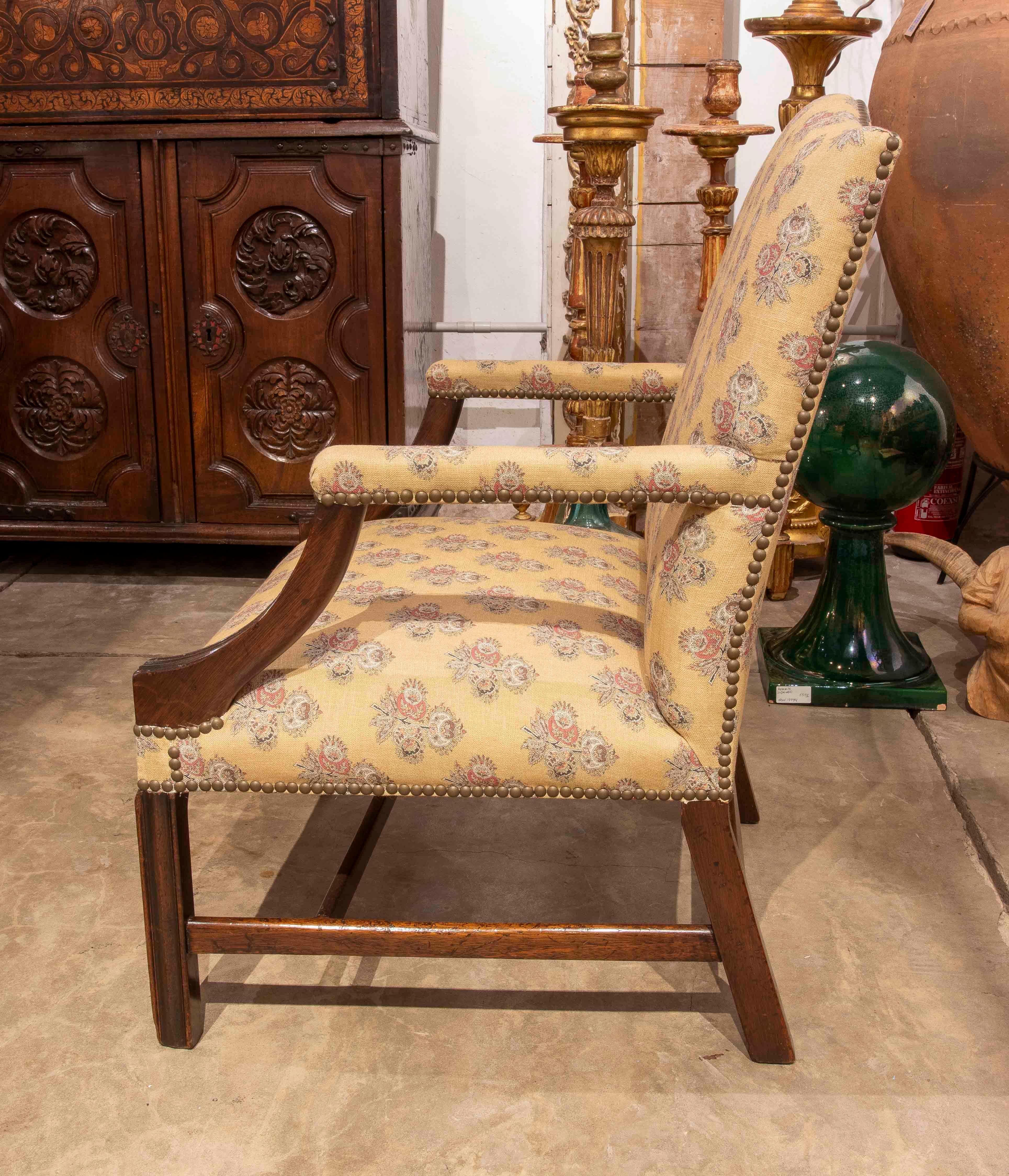 1980s Classic Wooden Armchair with Mustard Floral Upholstery and Studs In Good Condition For Sale In Marbella, ES
