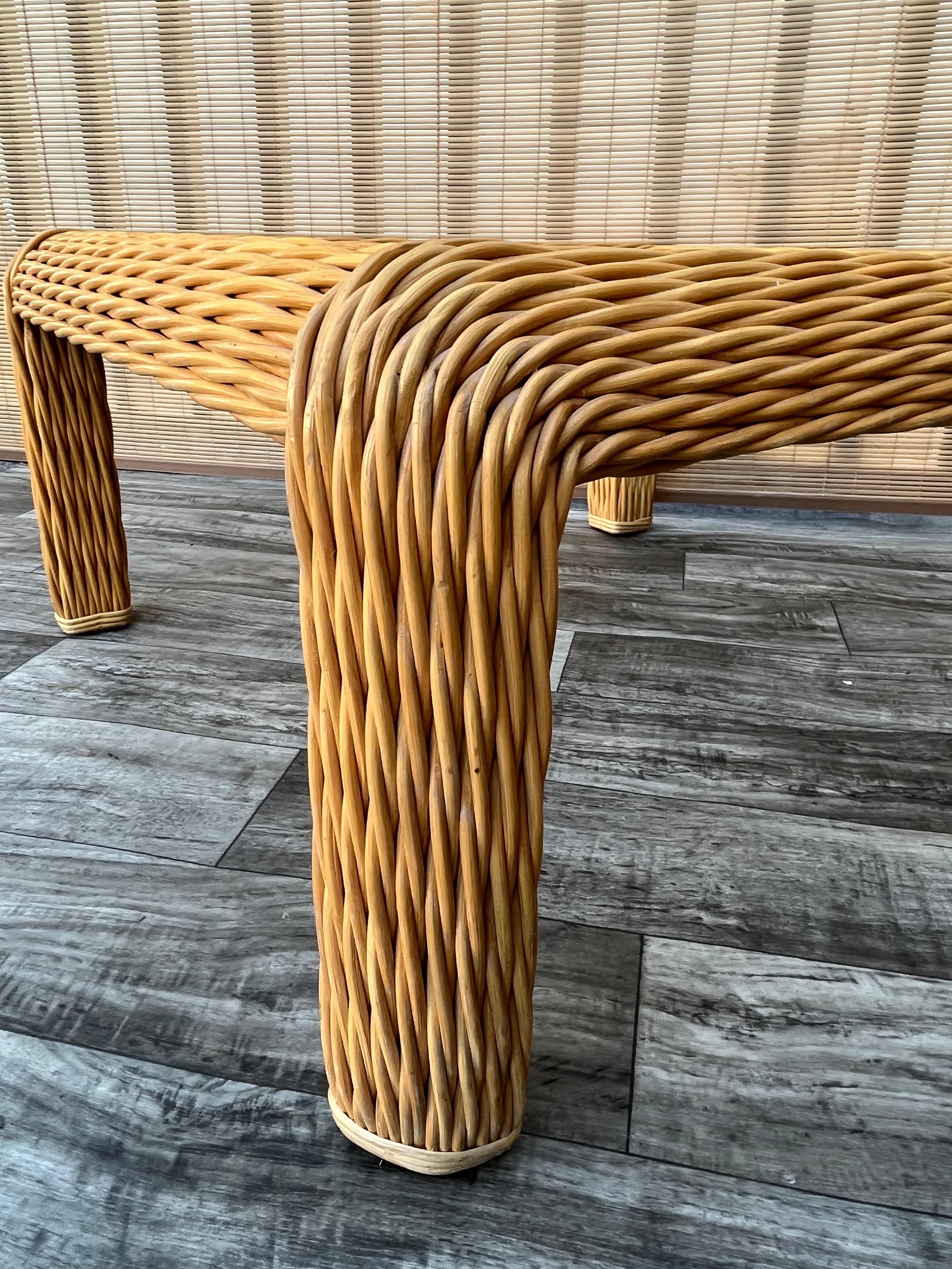 1980s Coastal Style Braided Pencil Reed Rattan Coffee / Cocktail Table For Sale 10