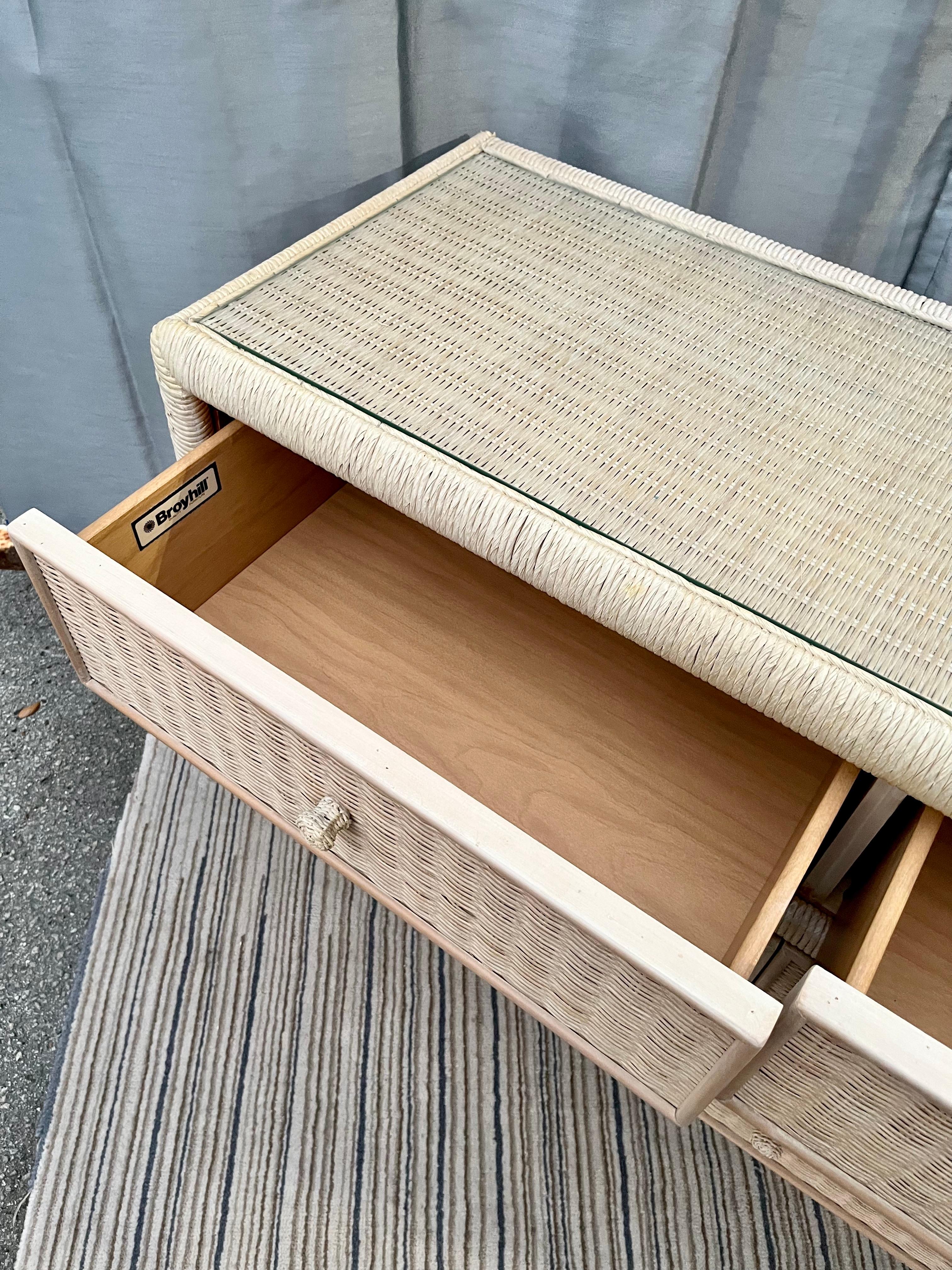 1980s, Coastal Style Wicker Six Drawers Dresser by Broyhill Furniture 2