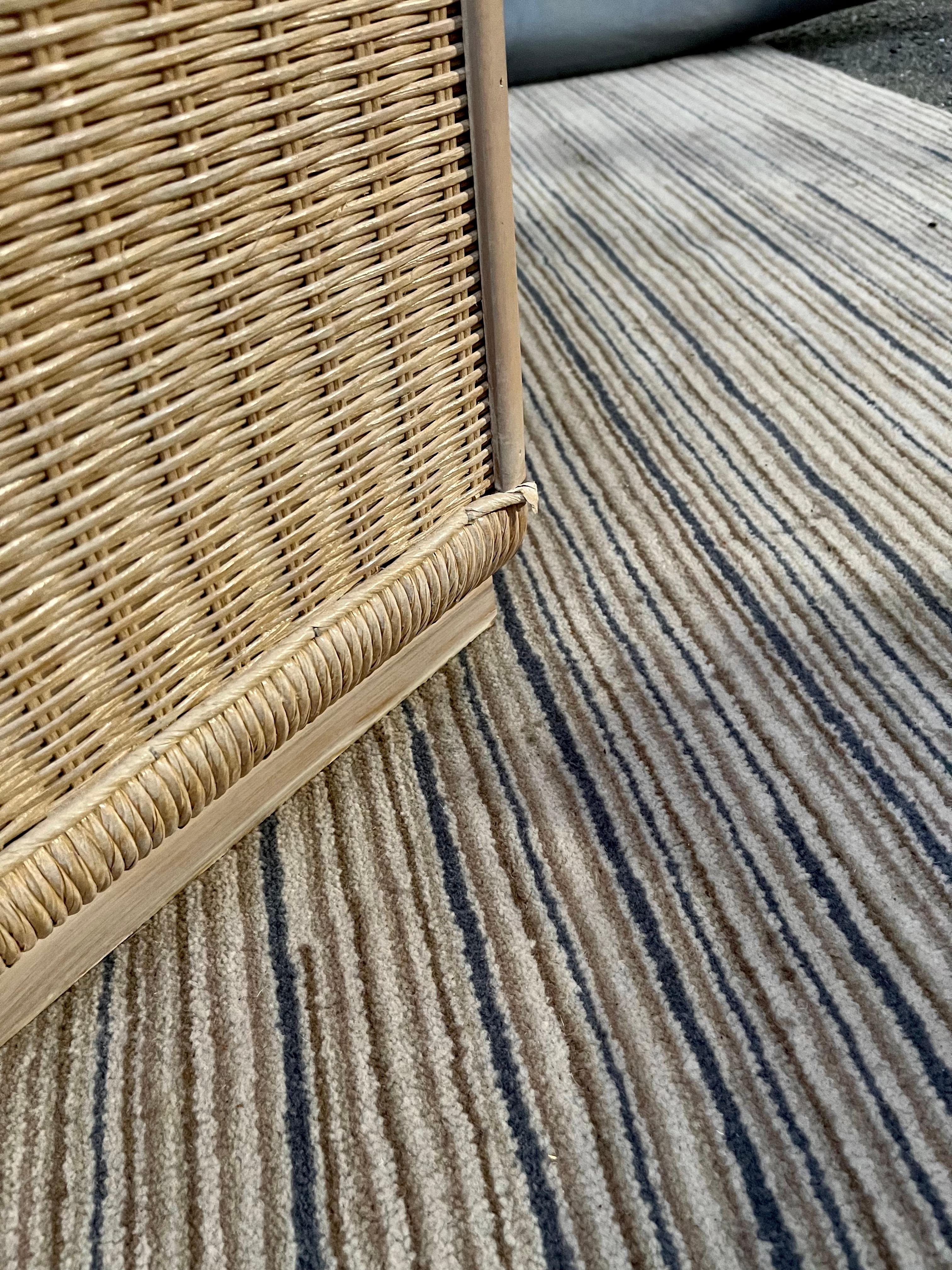 1980s, Coastal Style Wicker Six Drawers Dresser by Broyhill Furniture 5
