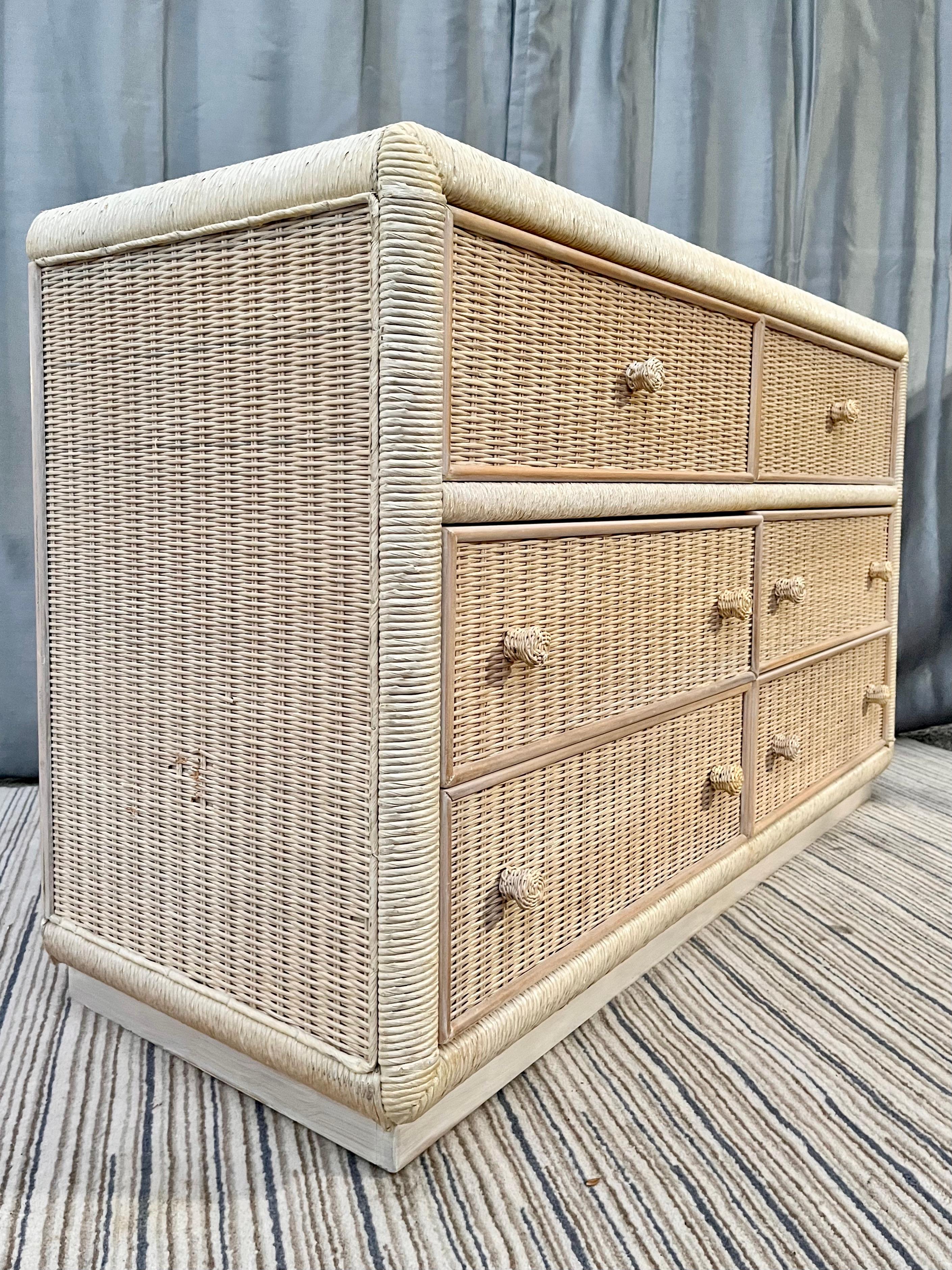 Late 20th Century 1980s, Coastal Style Wicker Six Drawers Dresser by Broyhill Furniture