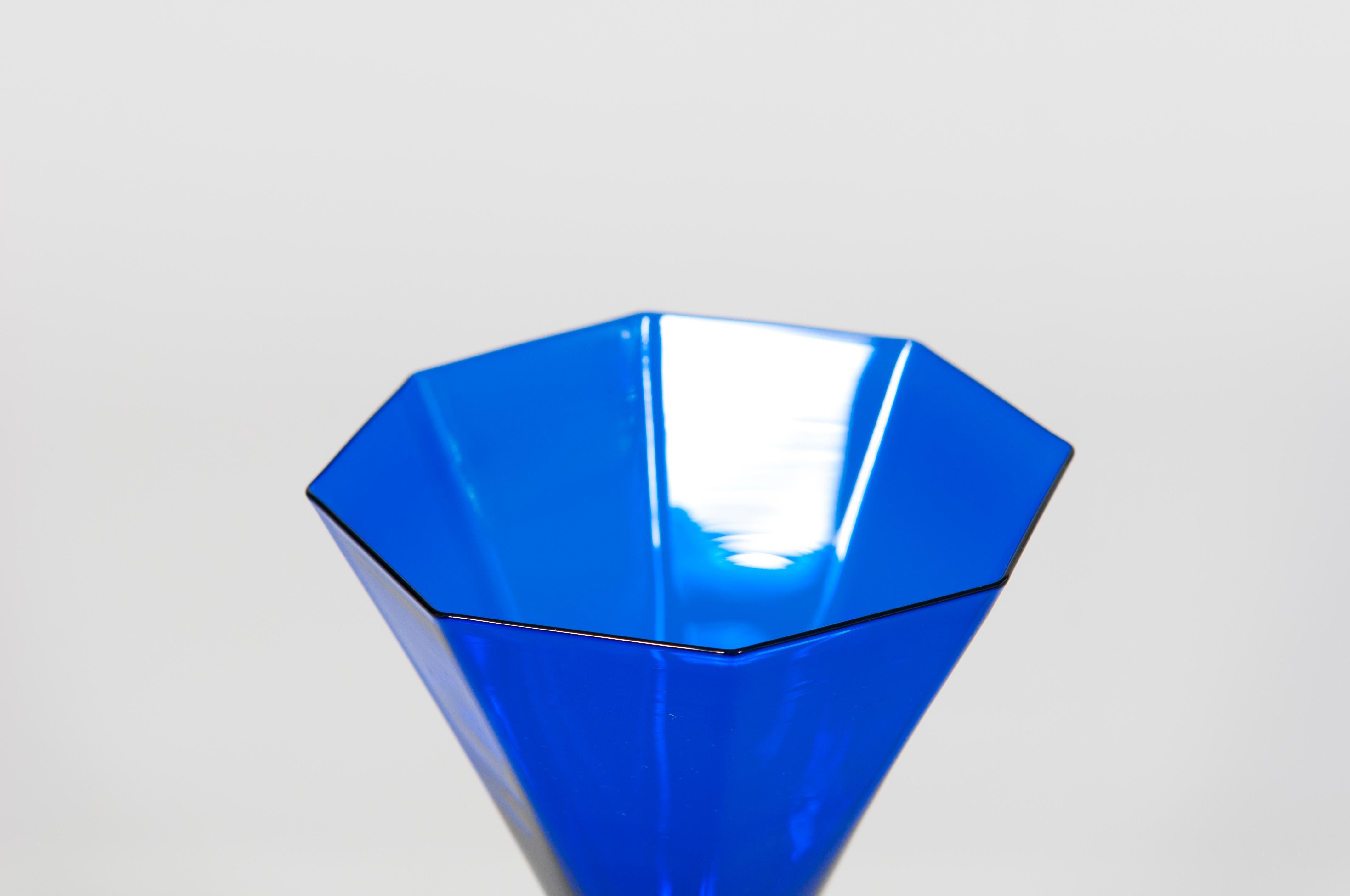 1980s Cobalt Blue Murano Glass Goblet with Dragon Stem For Sale 3