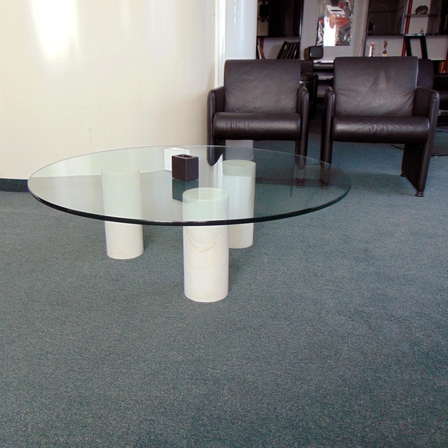 1980s Coffee Table, Italian White Marble Cylindric Legs and Glass Top For Sale 11