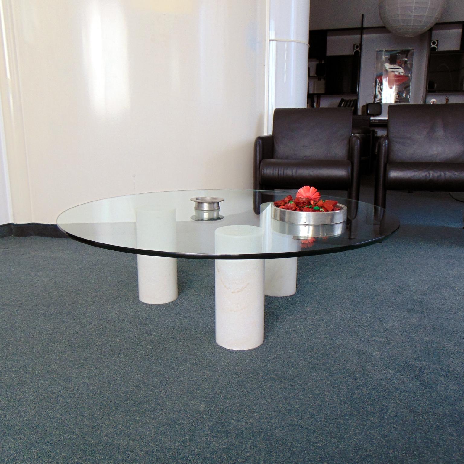 1980s Coffee Table, Italian White Marble Cylindric Legs and Glass Top For Sale 13