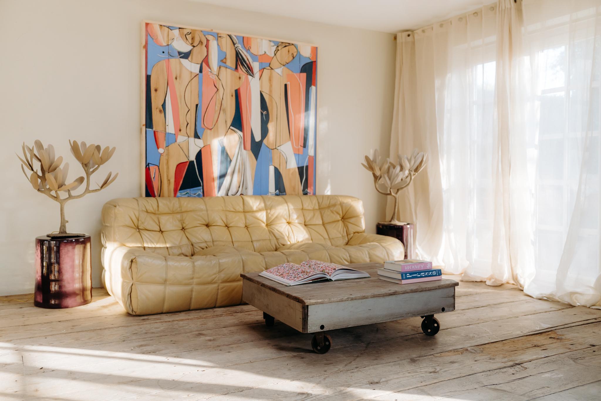 1980's coffee table on wheels For Sale 12