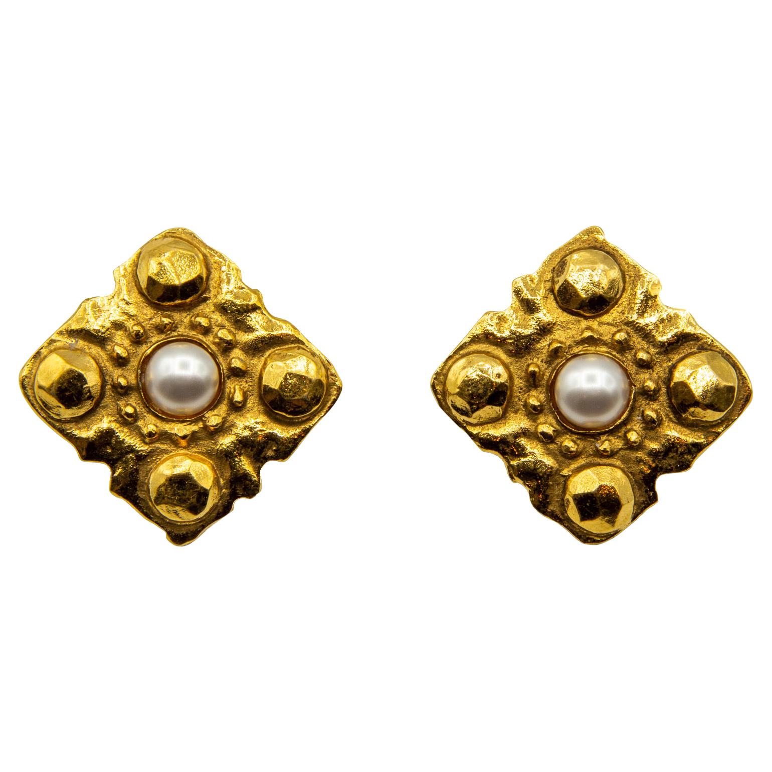 1980s Collection 23 Chanel Clip-on Earrings For Sale