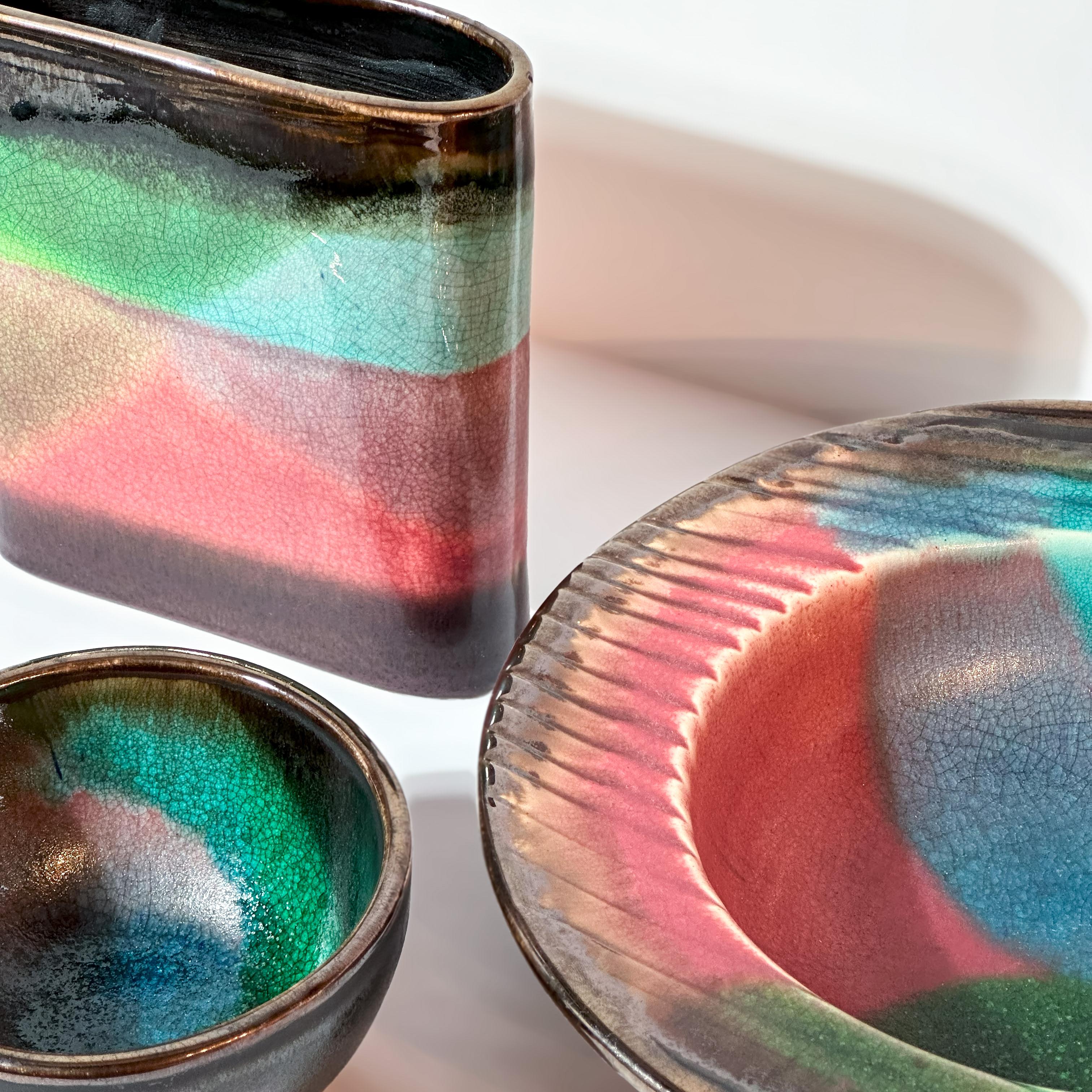 20th Century 1980s Colourful, Raku Copper Glazed Studio Pottery Set - Bowls and Vase For Sale