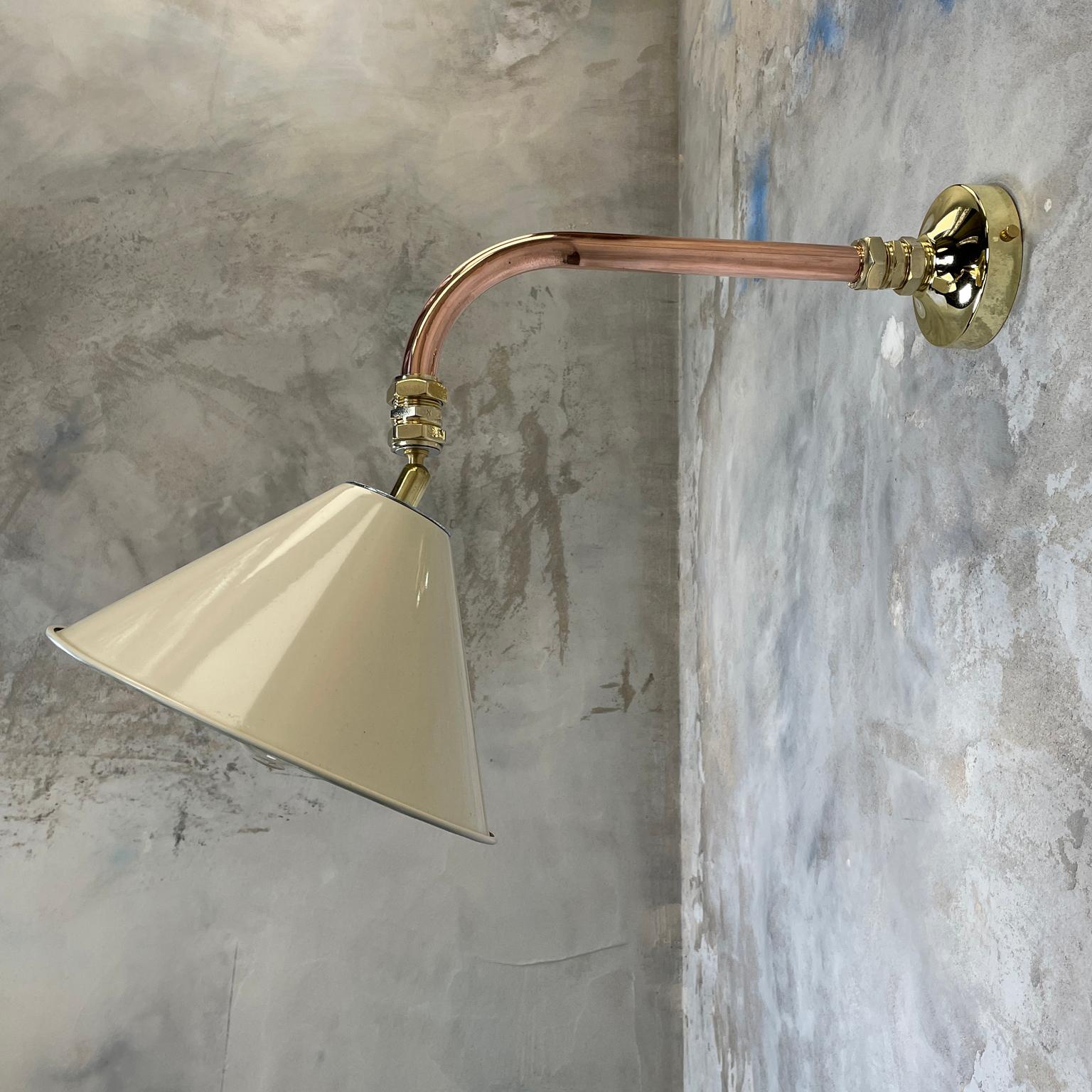 1980's Copper & Brass Cantilever Lamp Cream British Army Lamp Shade For Sale 3