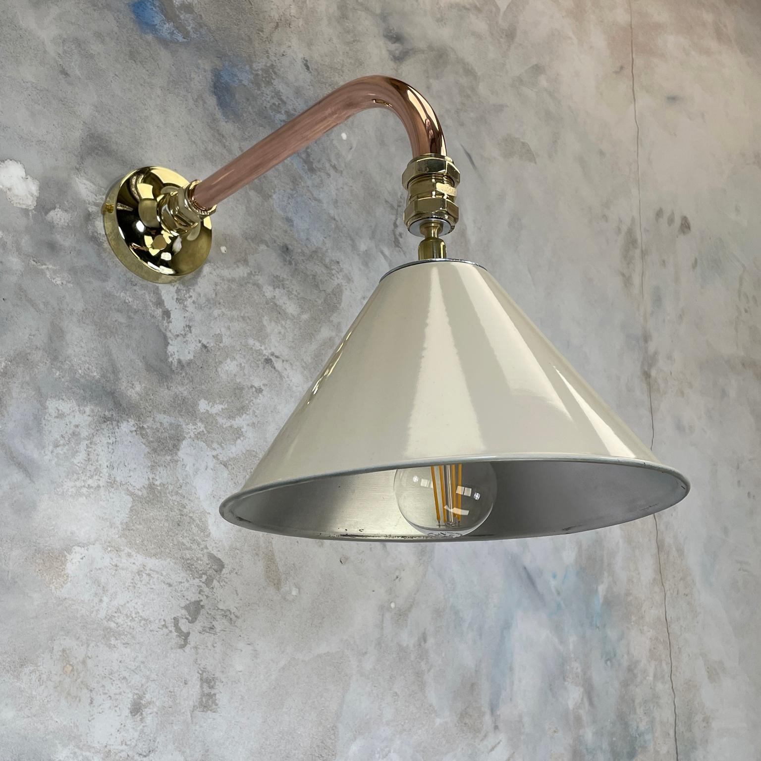1980's Copper & Brass Cantilever Lamp Cream British Army Lamp Shade For Sale 9