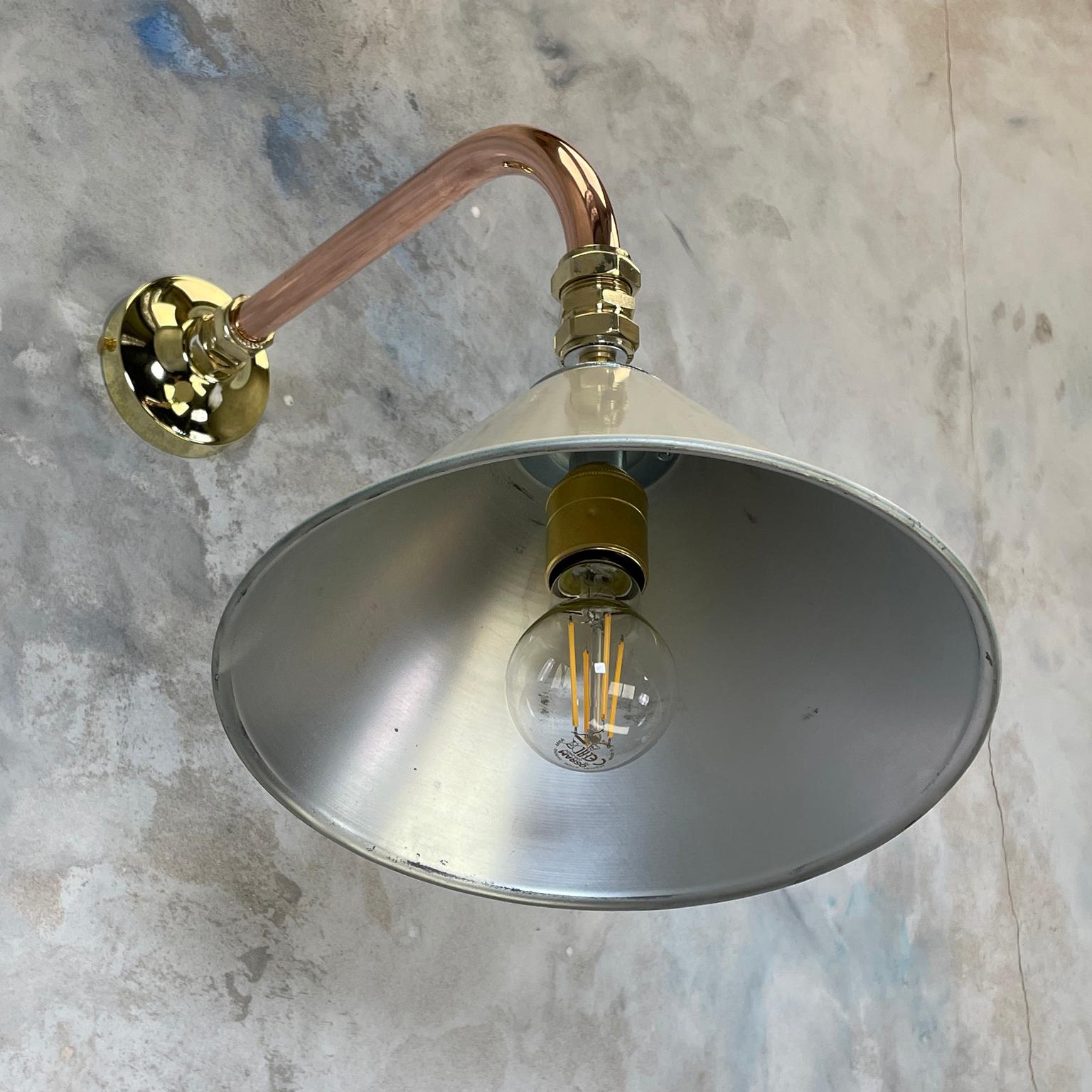 1980's Kupfer & Messing Cantilever Lampe Creme British Army Lampenschirm im Angebot 10