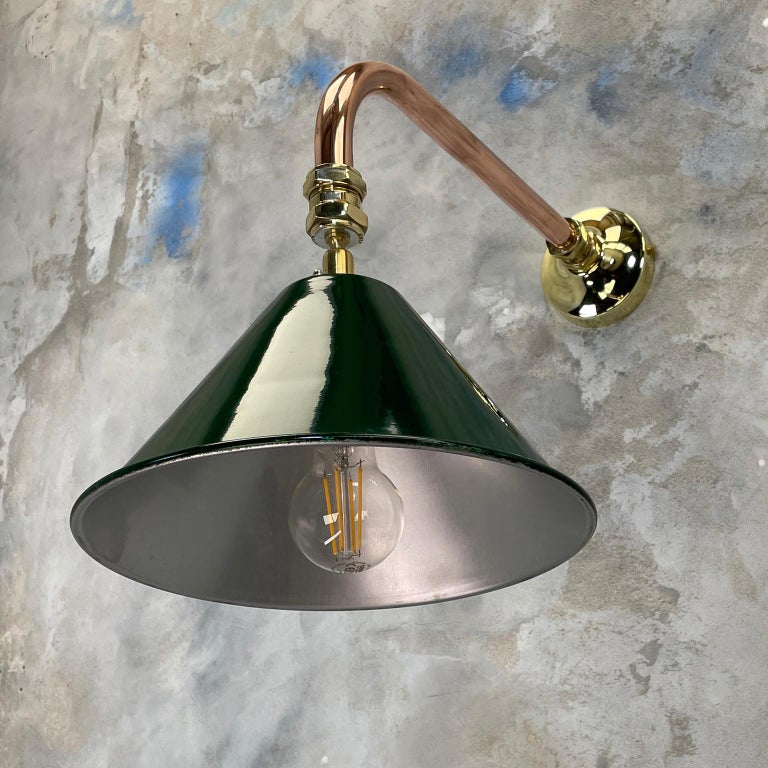 1980's Copper & Brass Cantilever Lamp Green British Army Lamp Shade For Sale 2