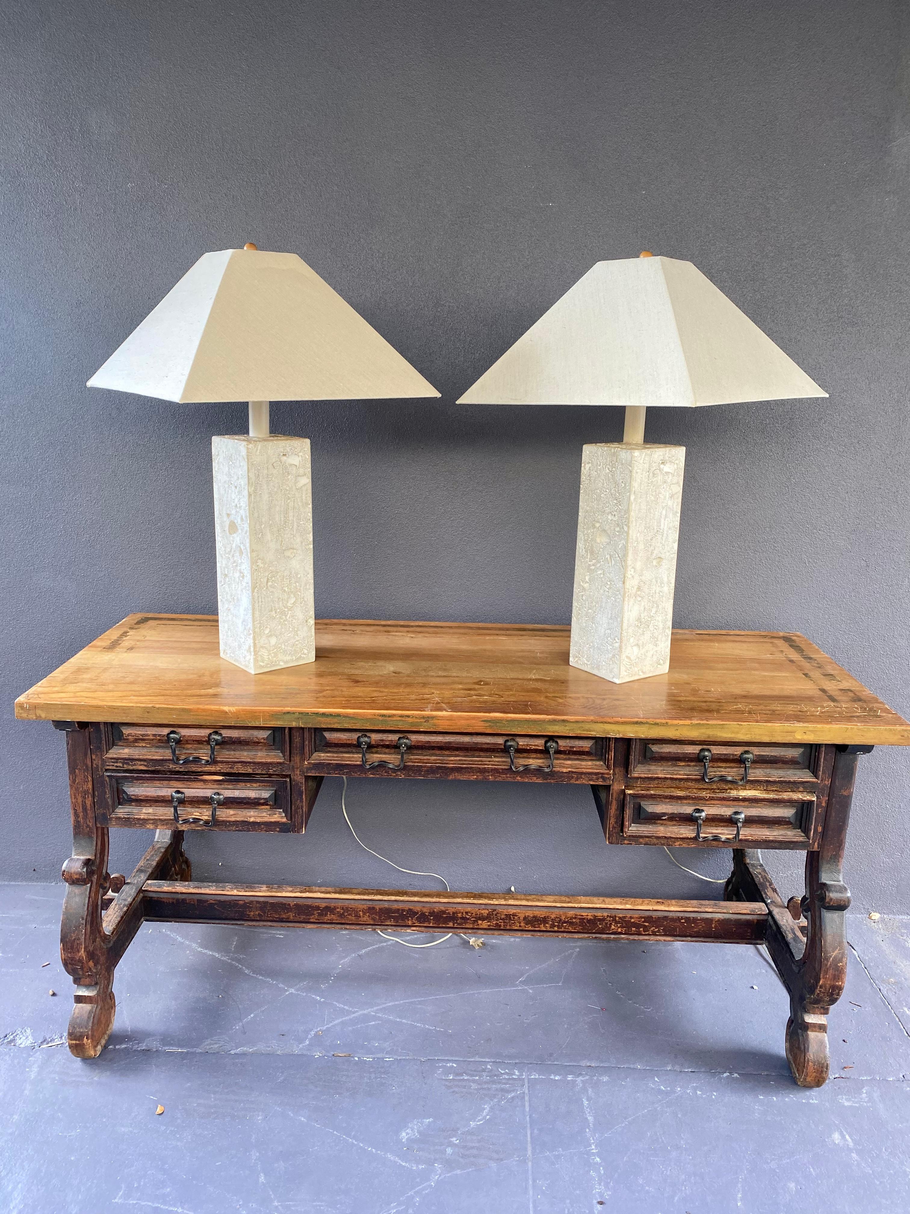 Italian 1980s Natural Textured Coral Stone Shell Table Lamps, Set of 2 For Sale