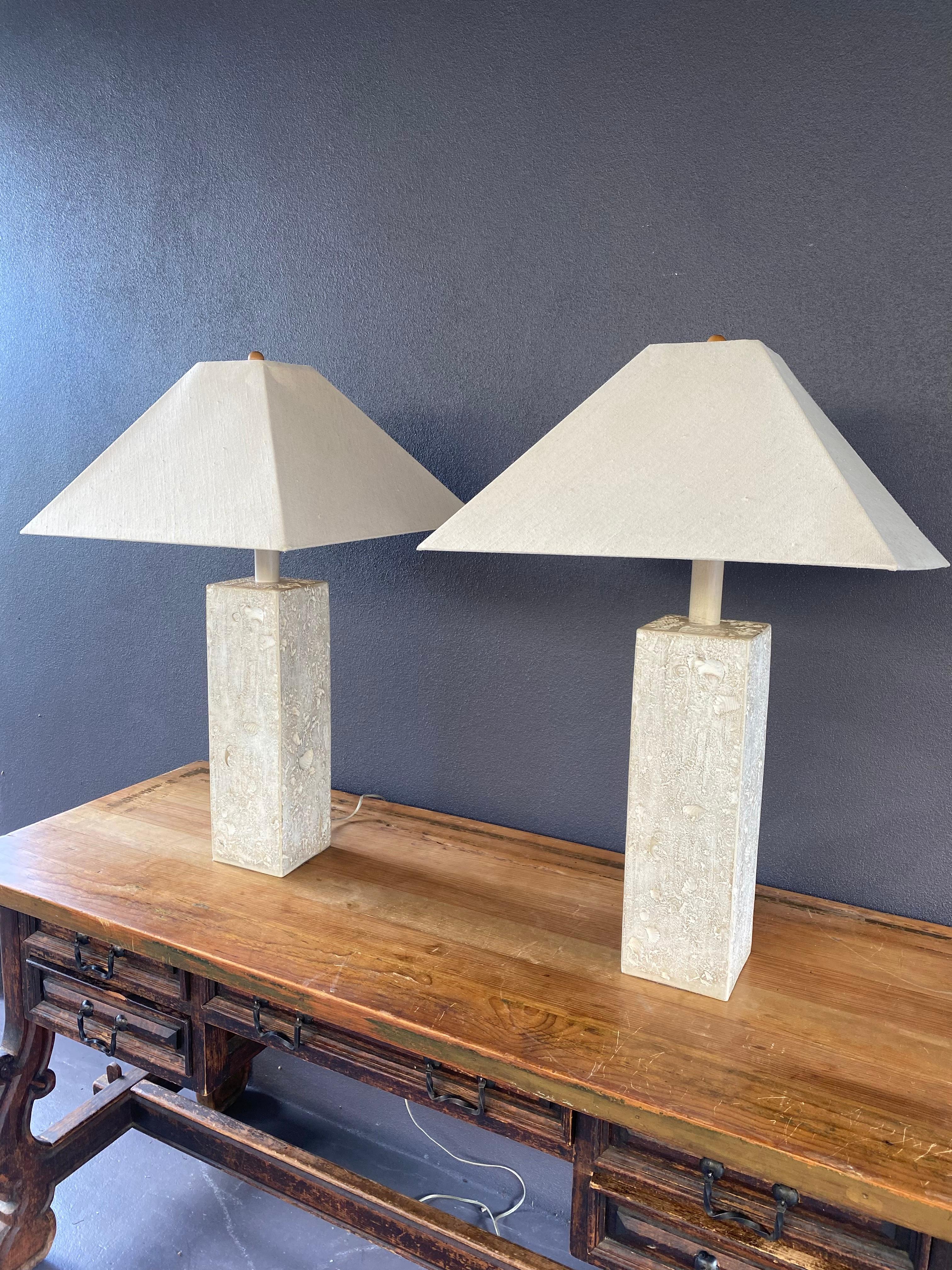 1980s Natural Textured Coral Stone Shell Table Lamps, Set of 2 In Excellent Condition For Sale In Fort Lauderdale, FL