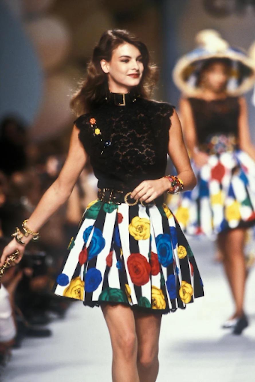 Vestito a righe in cotone con stampa floreale Camelia degli anni '80 in vendita 4