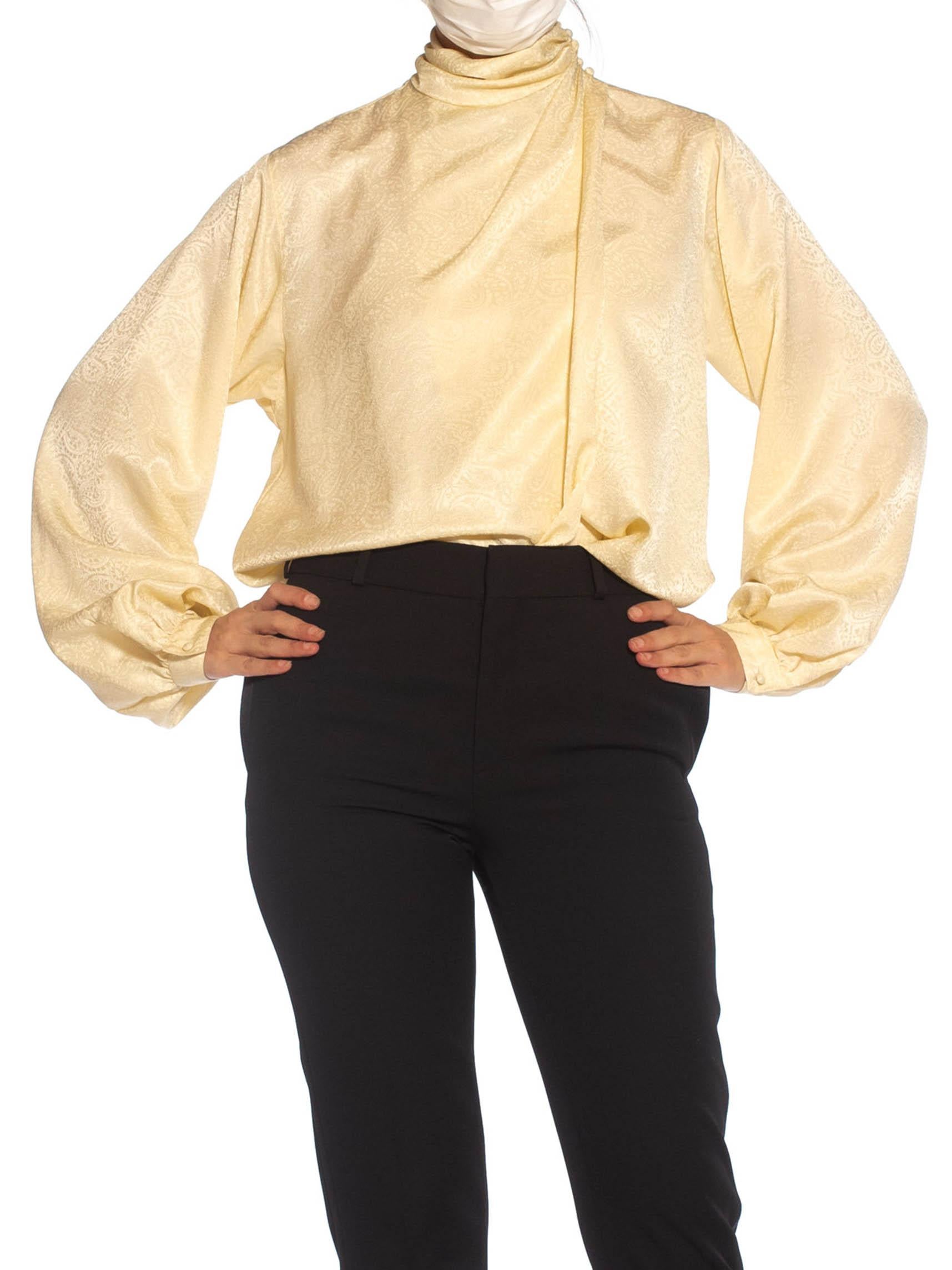 1980S Cream Polyester Jacquard Draped Blouse In Excellent Condition In New York, NY