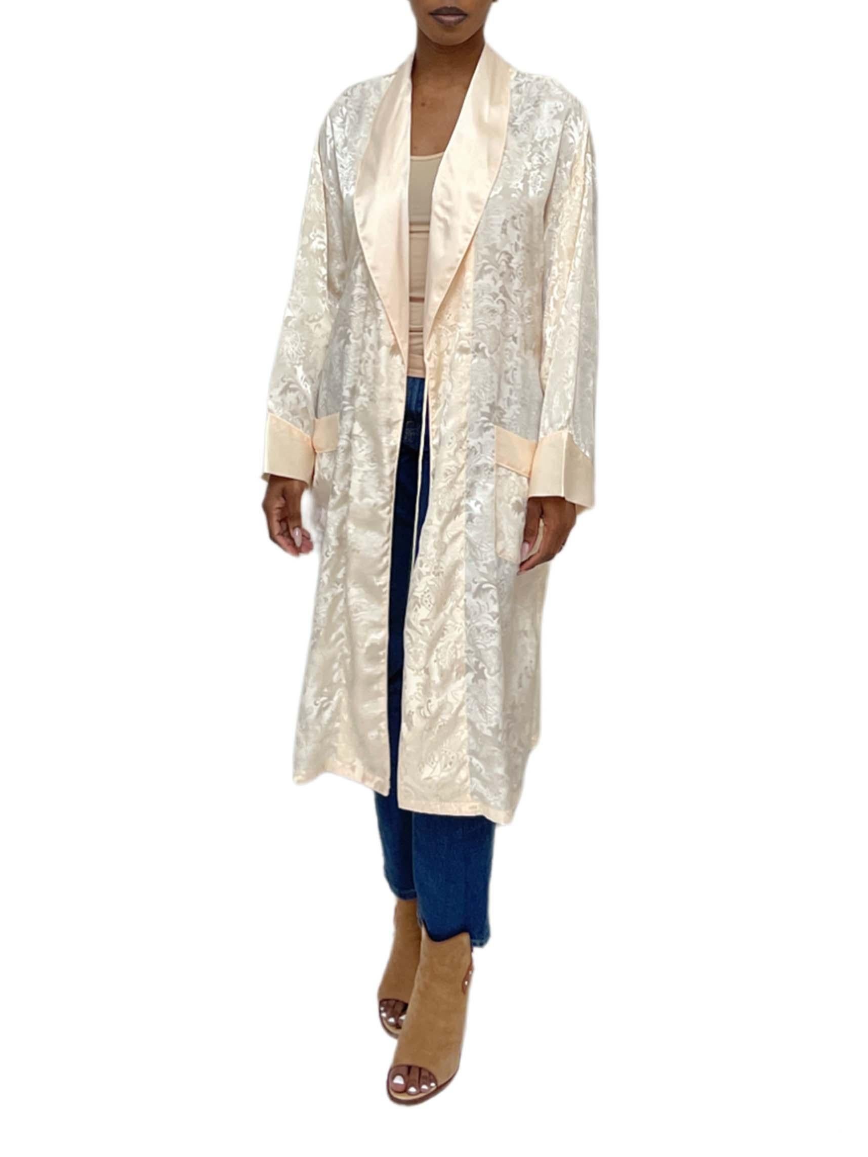1980S Cream Silk Jacquard Robe For Sale 1