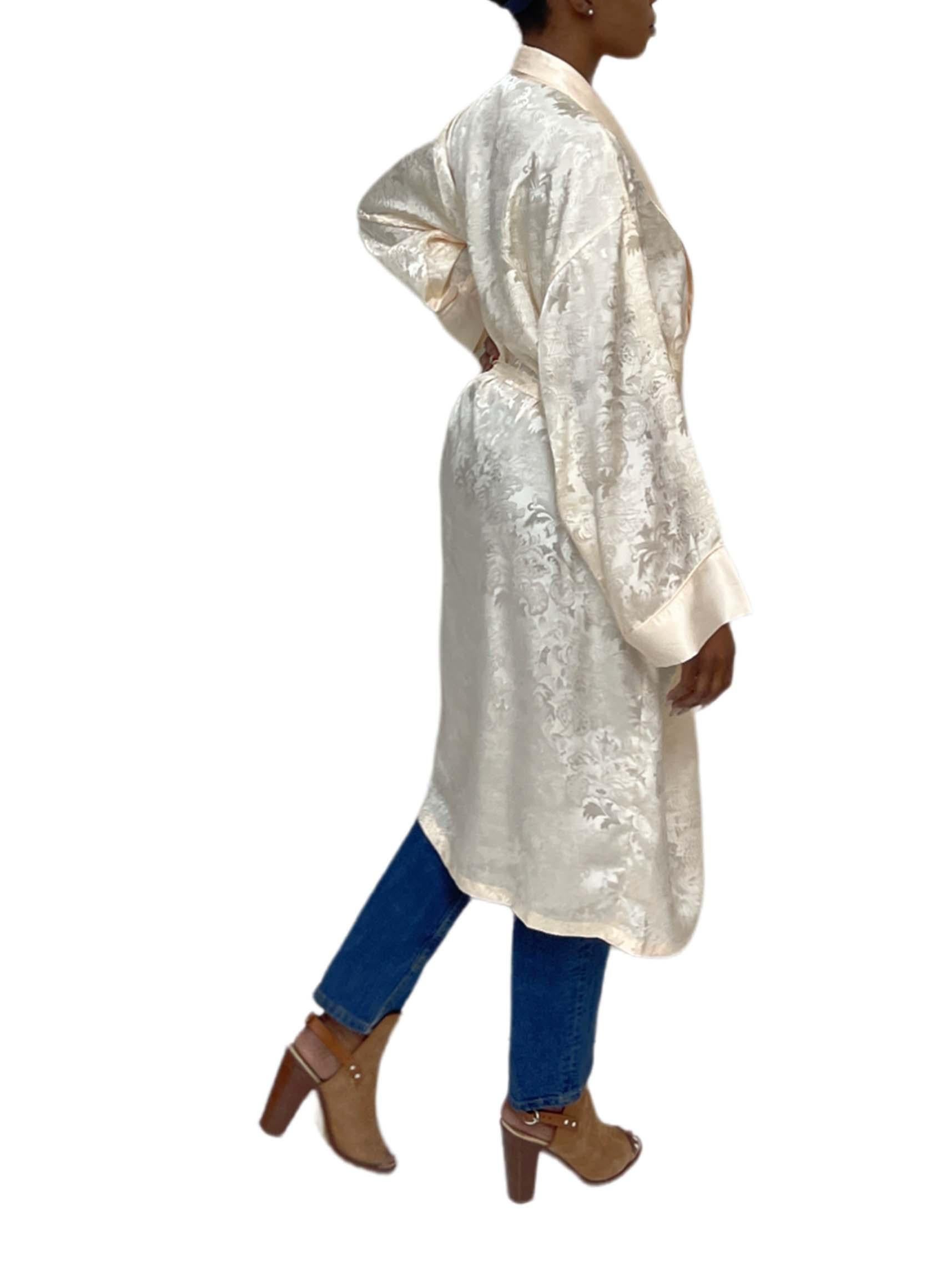 1980S Cream Silk Jacquard Robe For Sale 2