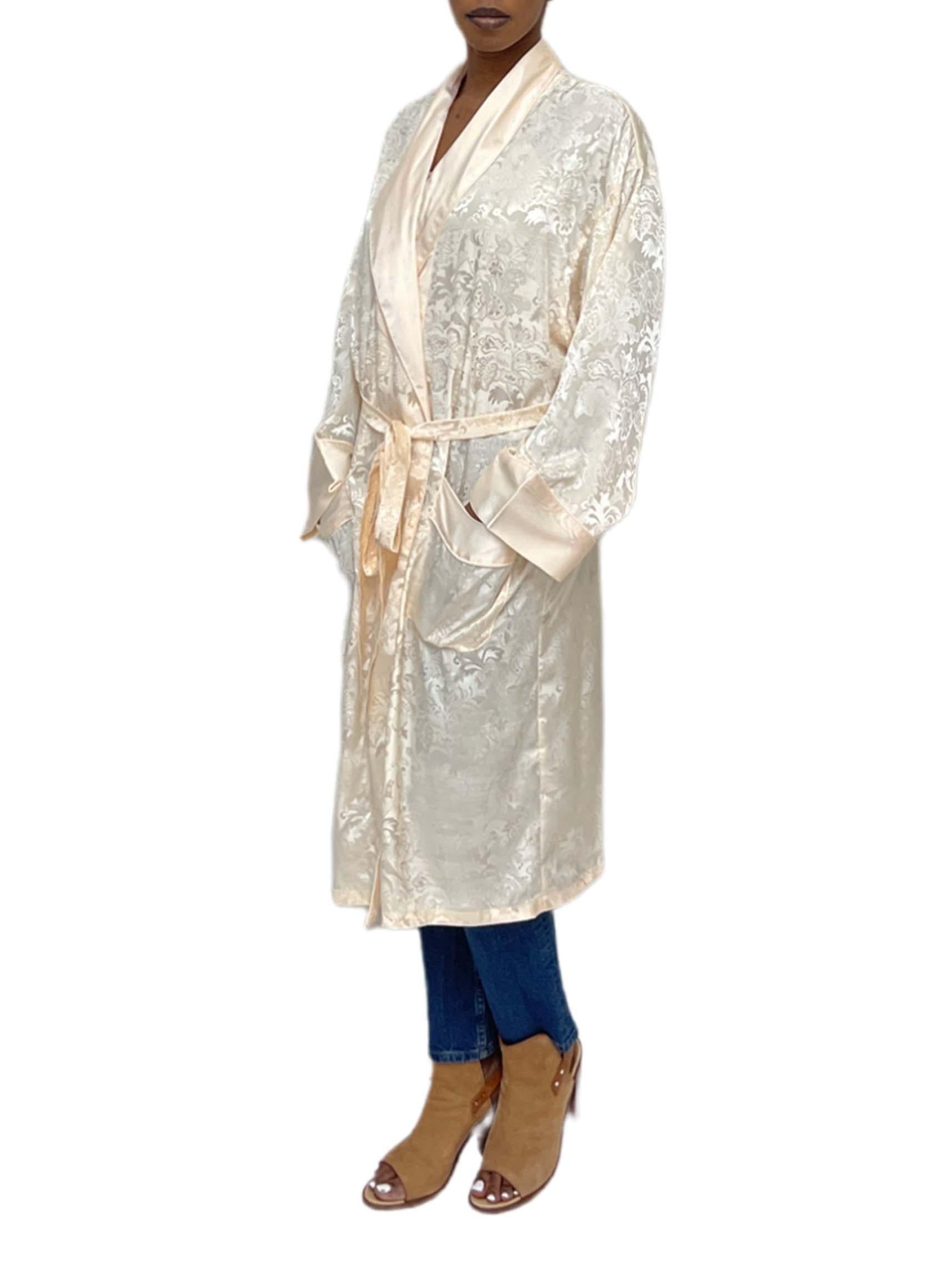 1980S Cream Silk Jacquard Robe For Sale 3