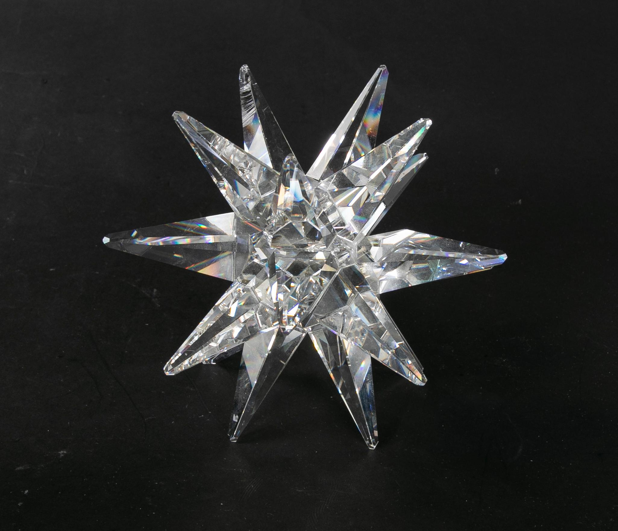 Spanish 1980s Crystal Paperweight in the Shape of a Star  For Sale