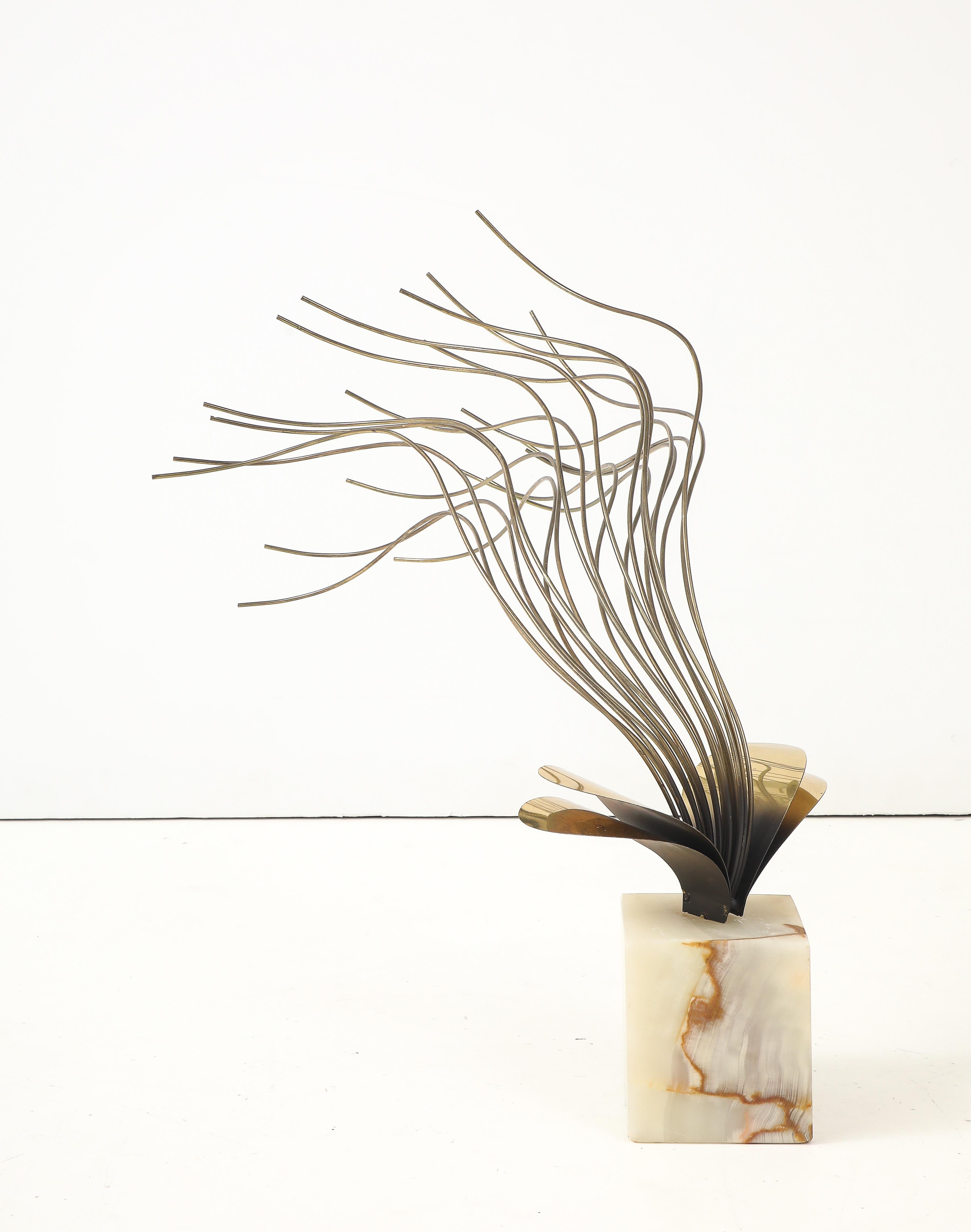 Escultura de mesa de latón y ónice Curtis Jere, años 80 Moderno de mediados de siglo en venta