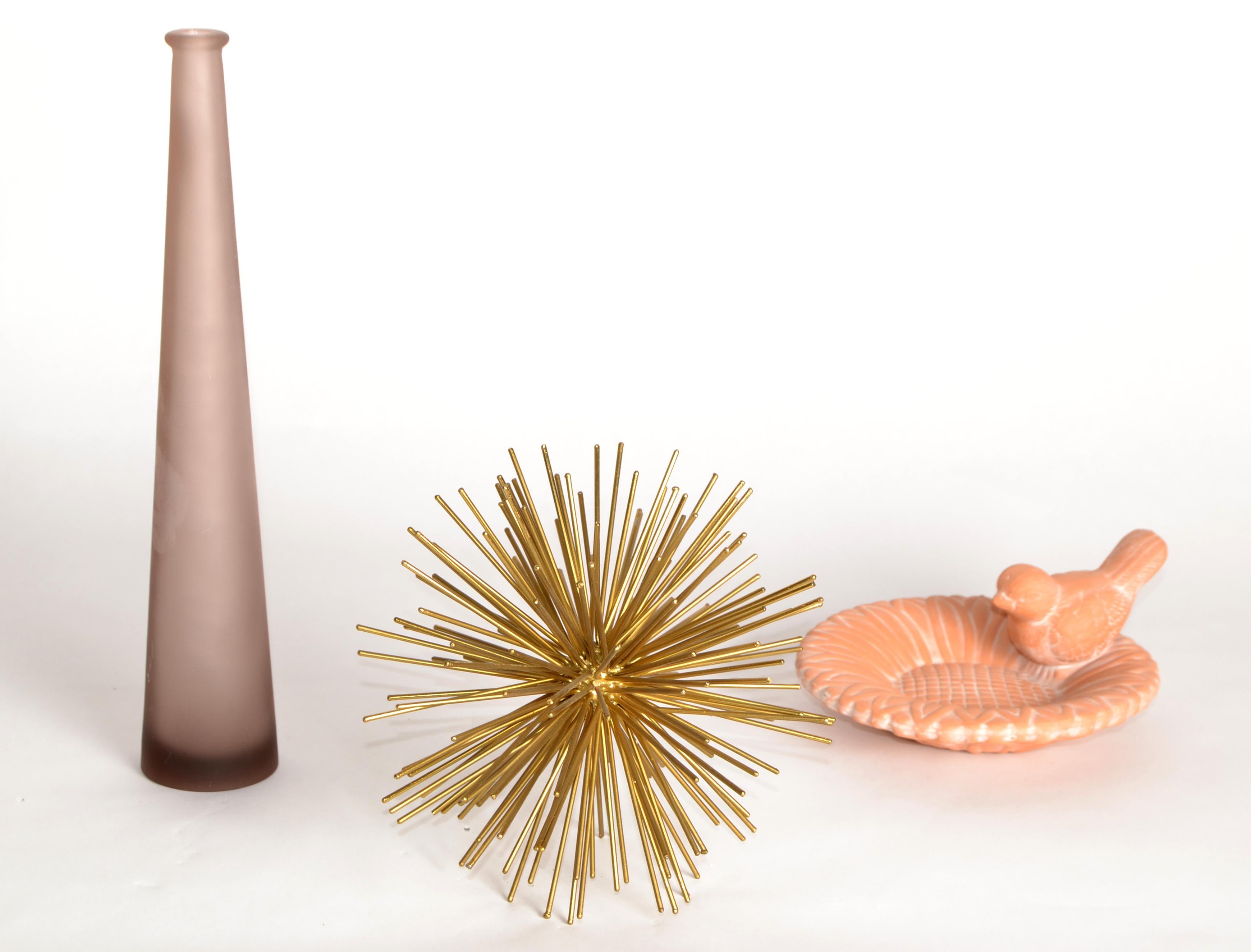 XX secolo Scultura in metallo con piastra d'ottone degli anni '80 in stile Curtis Jere, a forma di stella di pom pom. in vendita