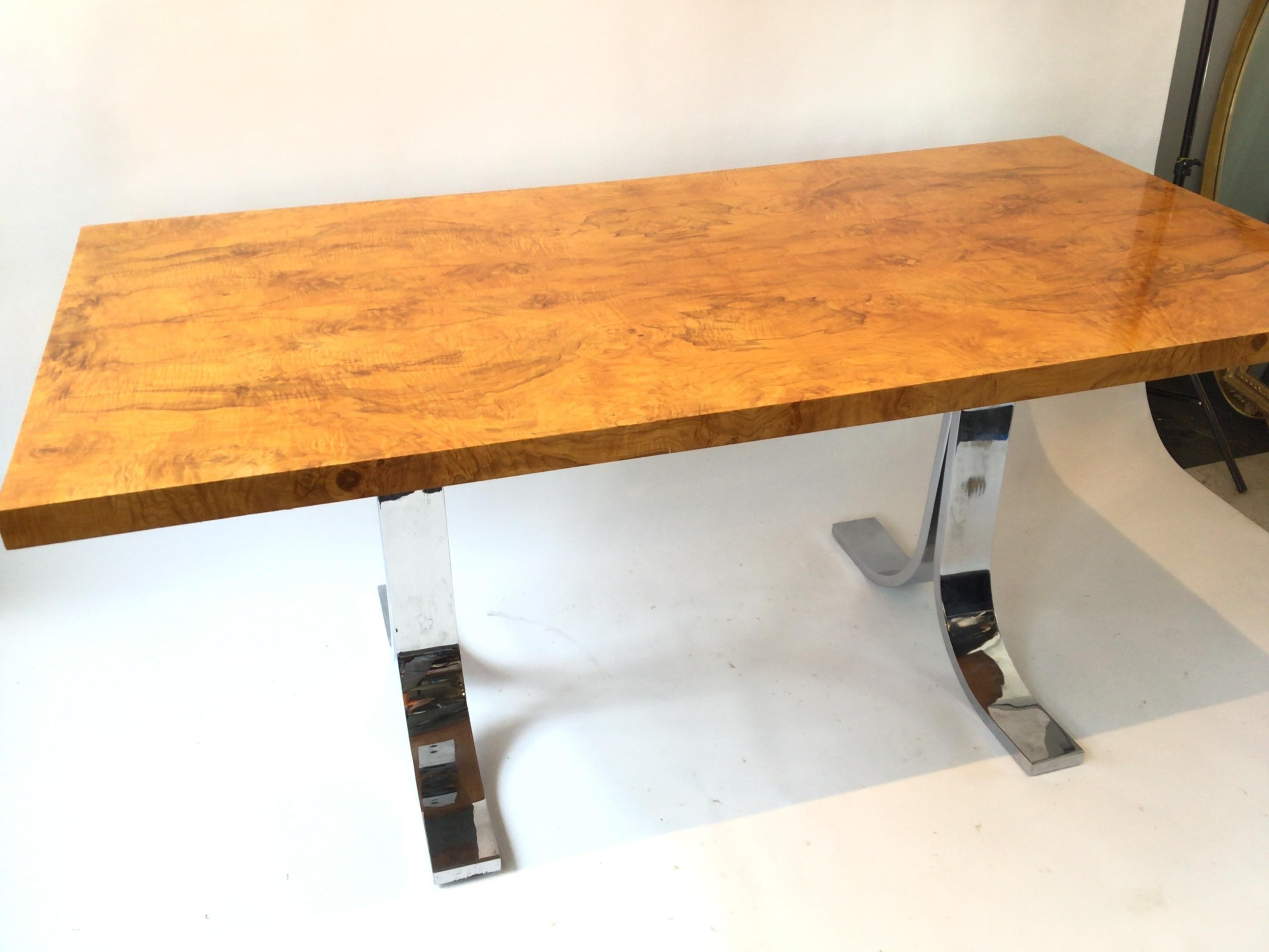 1980s Custom made burl wood dining table / desk. Great quality, purchased from a 12 million dollar Southampton, NY home.