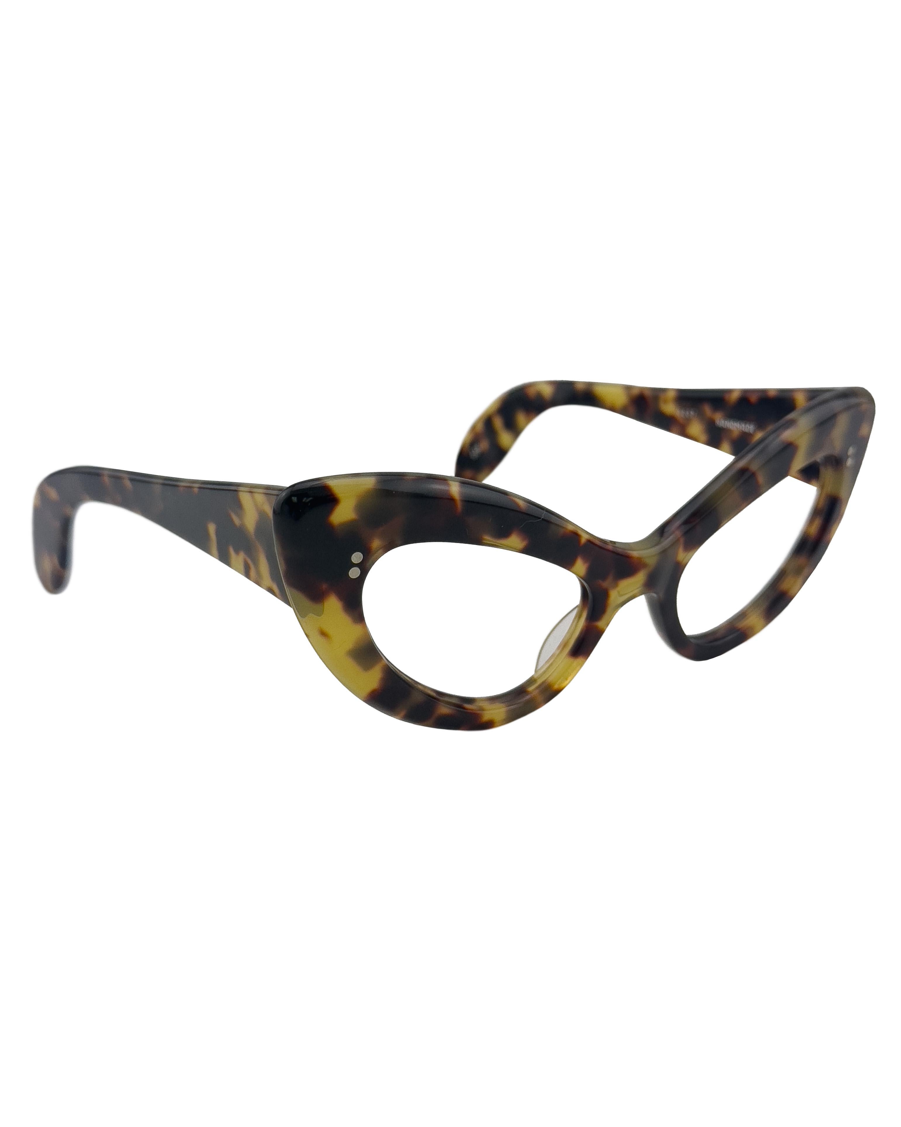 Noir Montures en verre à œil de chat en fausse tortue Cutler and Gross des années 1980 en vente
