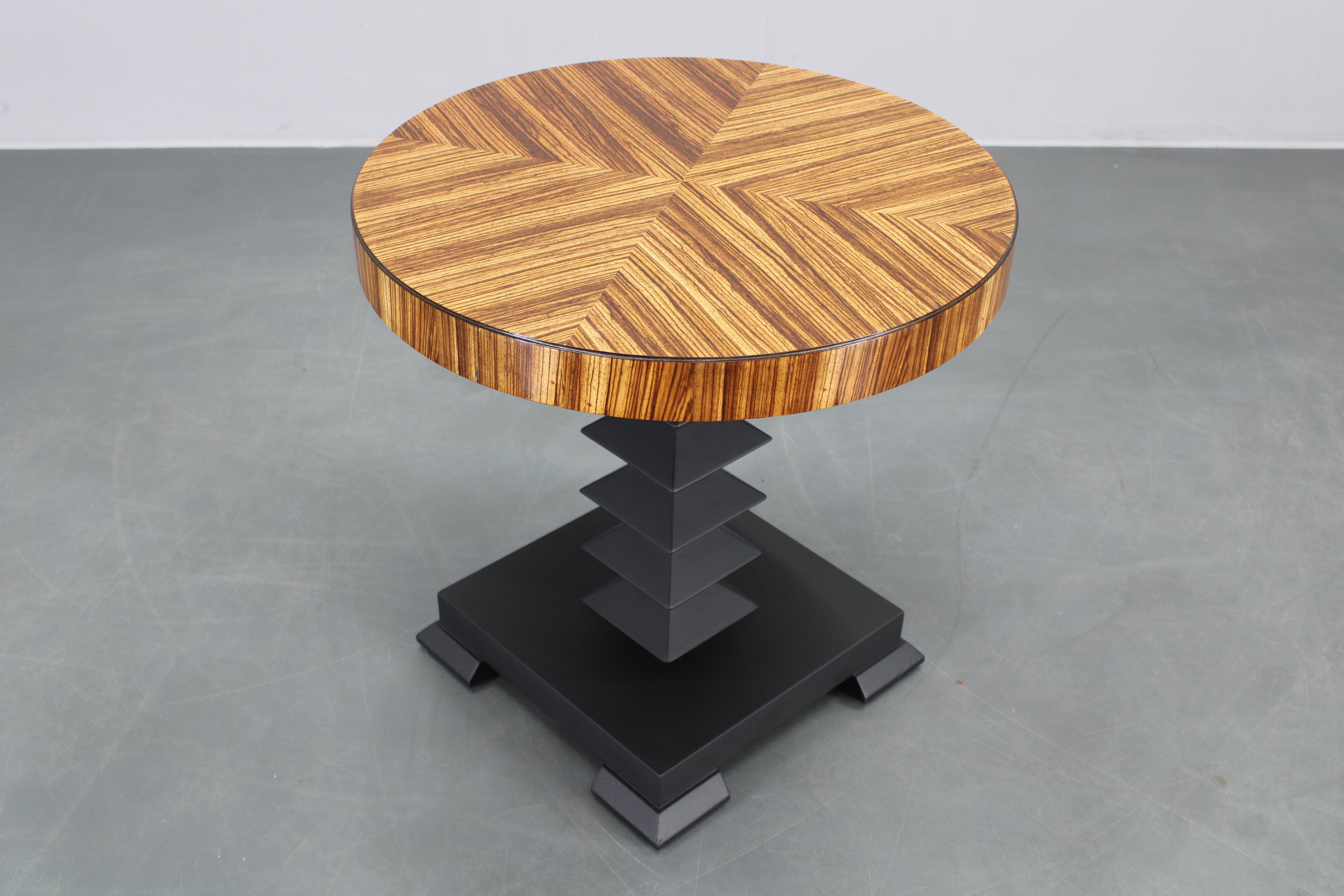 20th Century 1980s Czechoslovakian Cubist Style Side Table, Veneer and Solid Wood For Sale