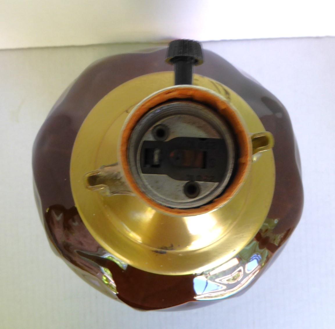 Français 1980 D et D Bldg. Lampe de table en porcelaine asiatique déco moderne de New York en vente