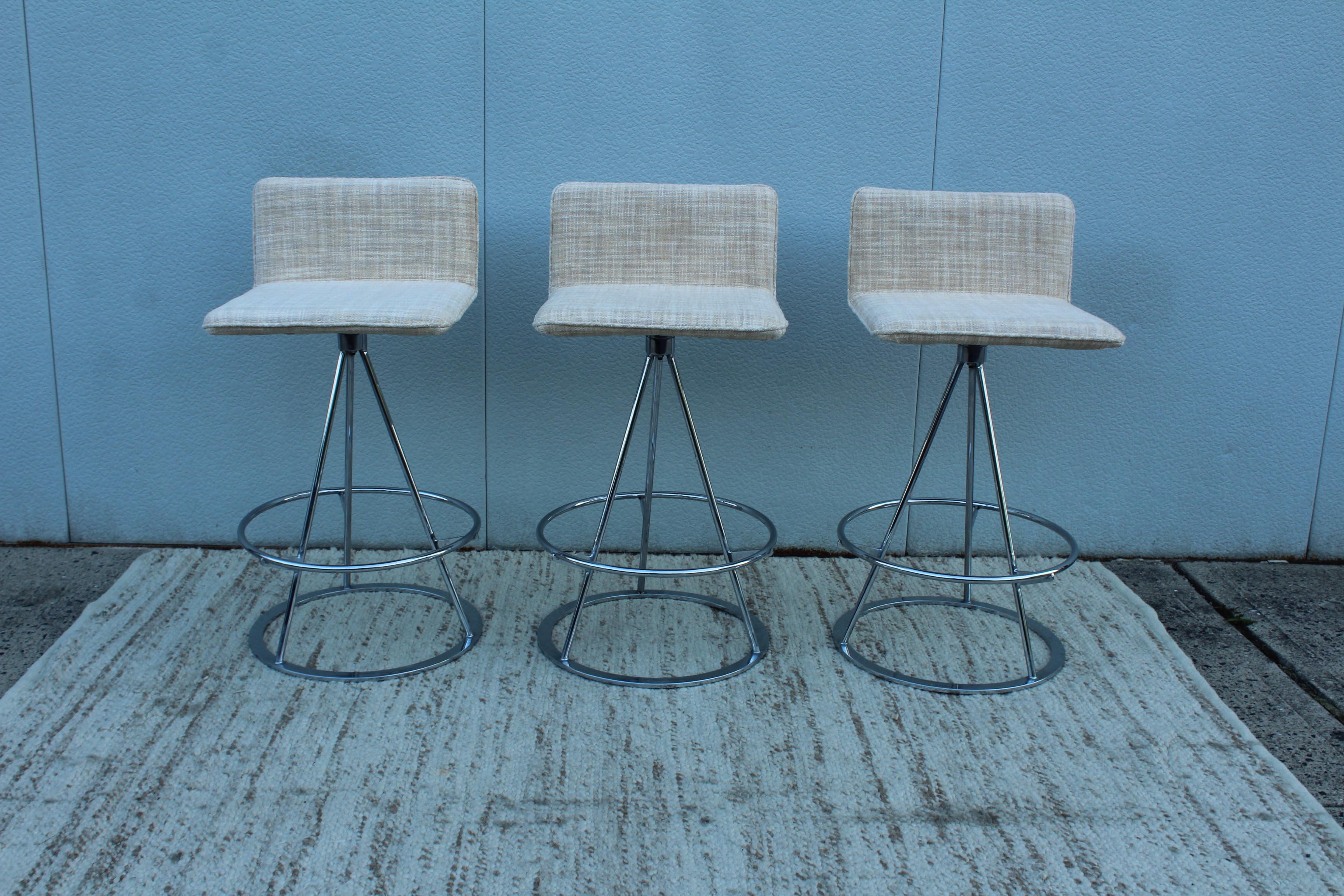 1980's Mid-Century Modern chrome and chenille fabric swivel bar stools designed by Salvati E. Tresoldi for Saporiti.