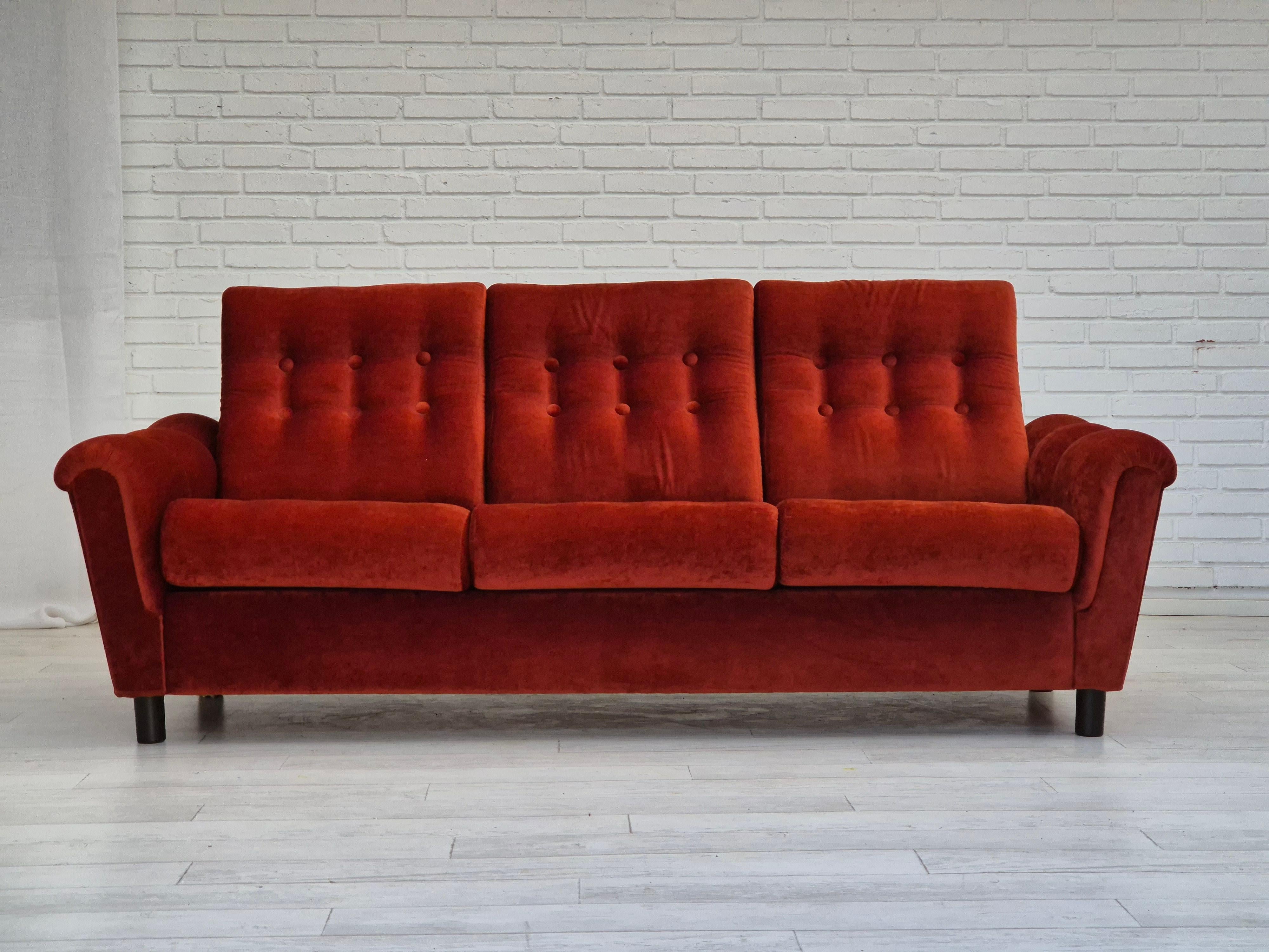 1980s, Danish 3 seater sofa in original very good condition: no smells and no stains. Classic 80s design. Brown/red furniture velour. Manufactured by Danish furniture manufacturer in about 1980-85s.
