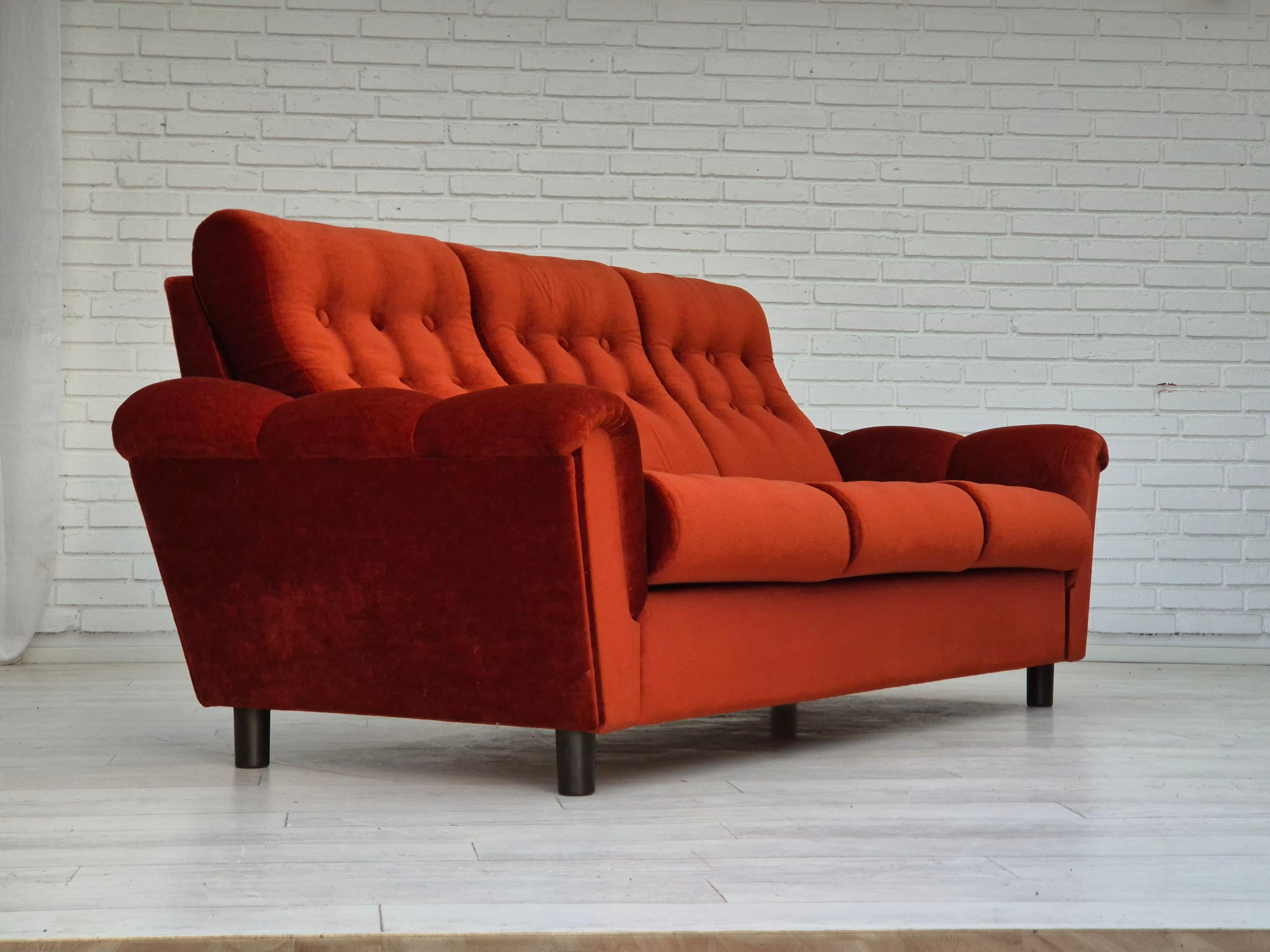 1980s, Danish 3 seater sofa, original very good condition, velour. In Good Condition For Sale In Tarm, 82