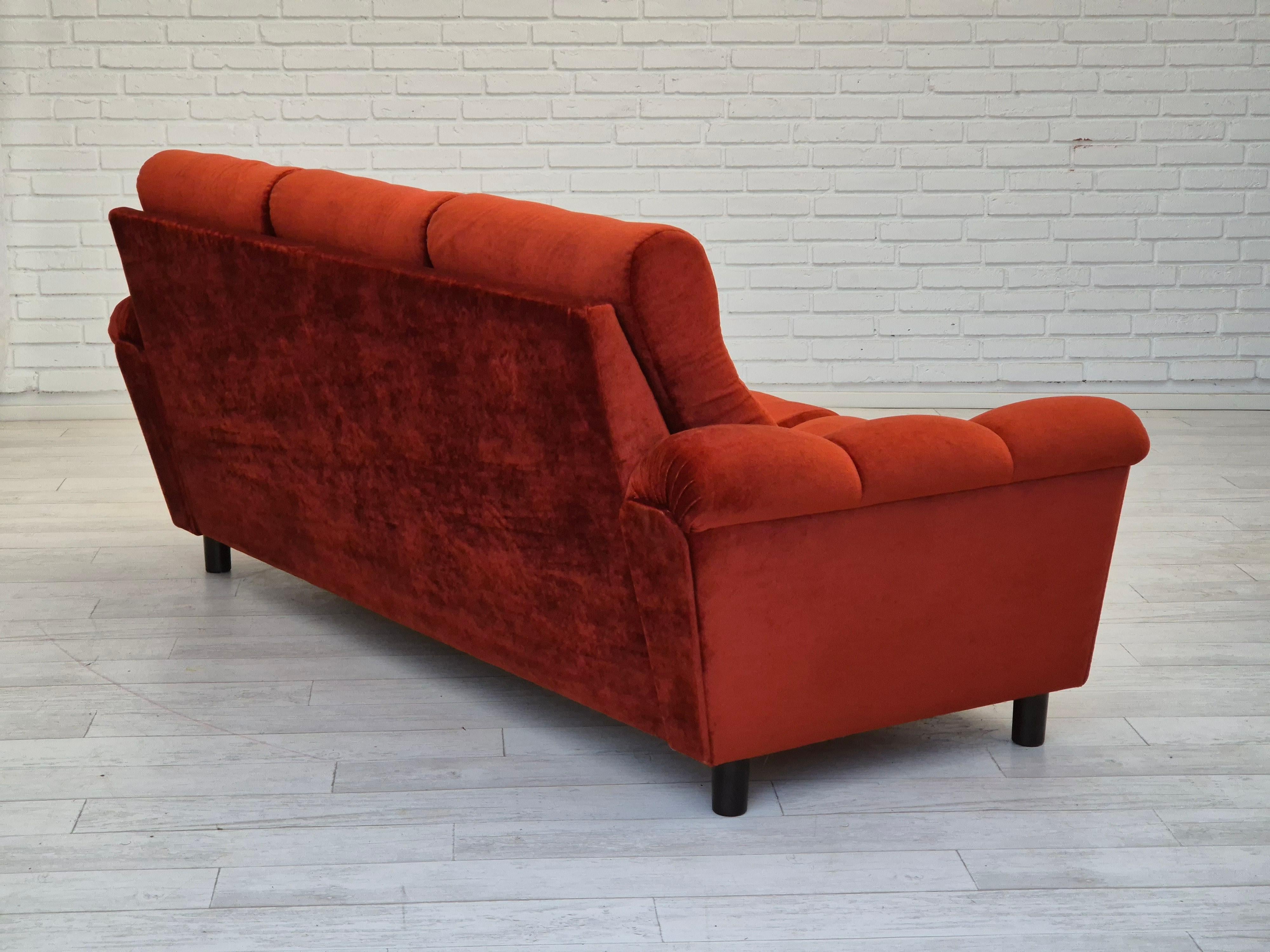 1980s, Danish 3 seater sofa, original very good condition, velour. For Sale 1