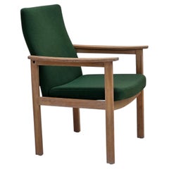 1980s, Danish armchair by Høng Stole, green furniture wool, oak wood.