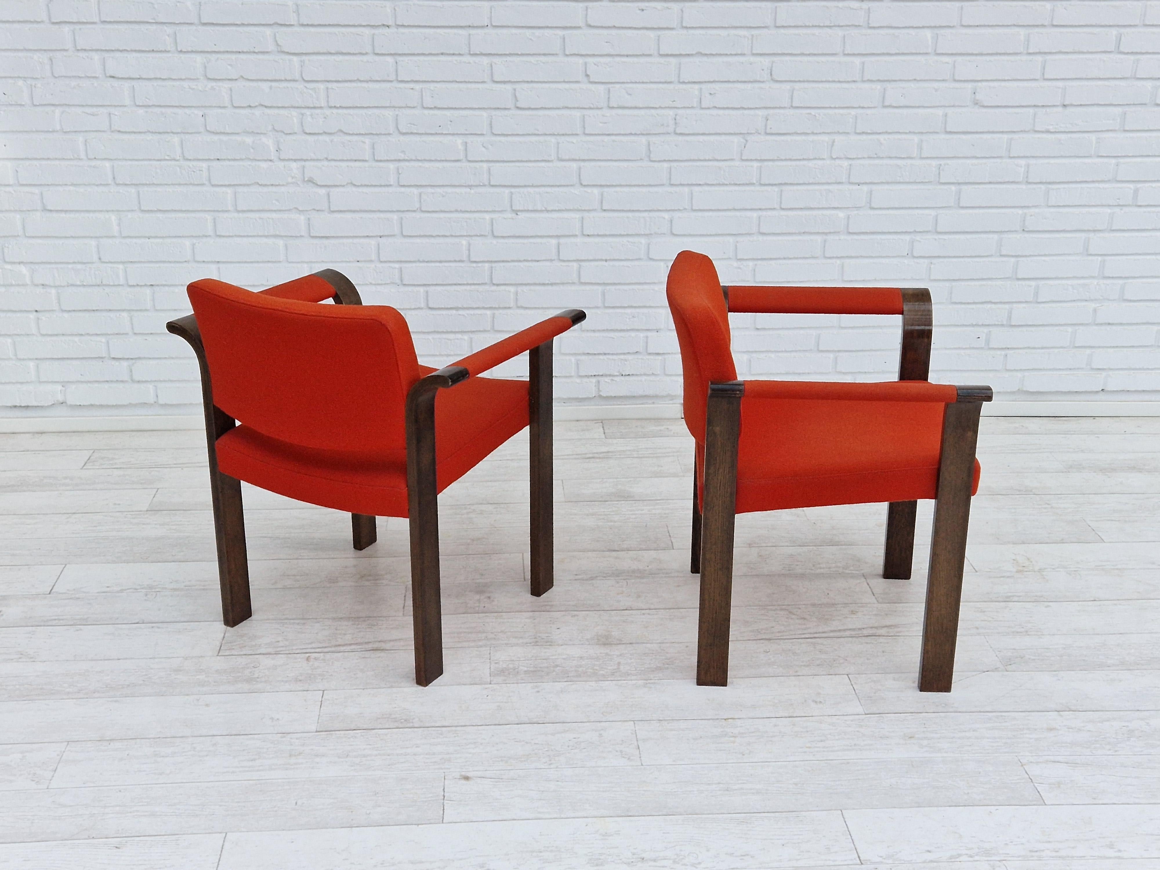 Design danois des années 1980 par Magnus Olesen, paire de fauteuils en vente 8