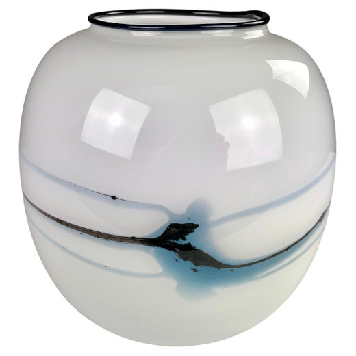 Finn Lynggaard Vases - 2 For Sale at 1stDibs