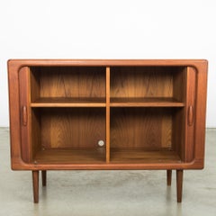 Buffet danois en teck des années 1980