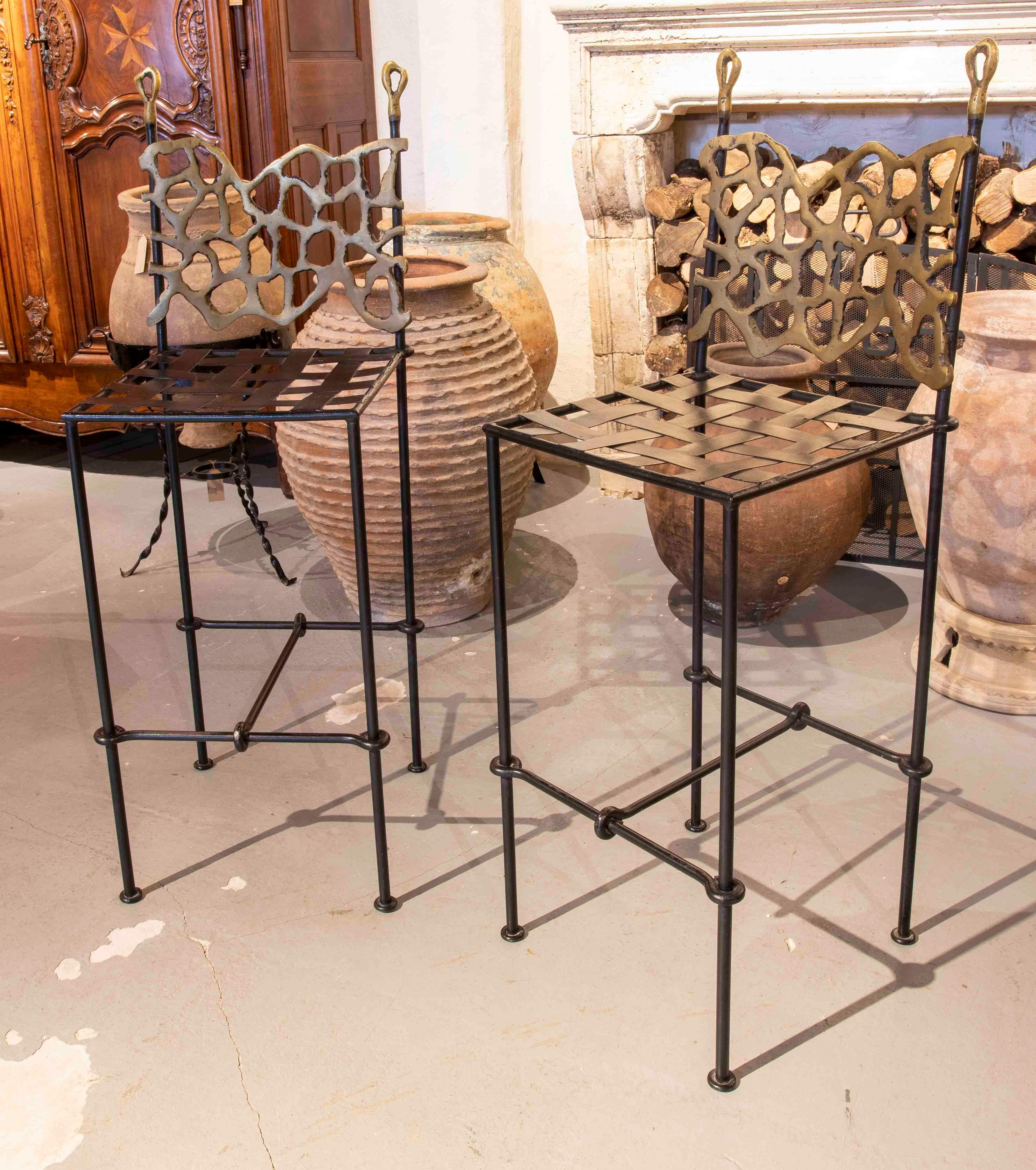 1980s David Marshall Pair of Iron and Bronze Bar Chairs  In Good Condition For Sale In Marbella, ES