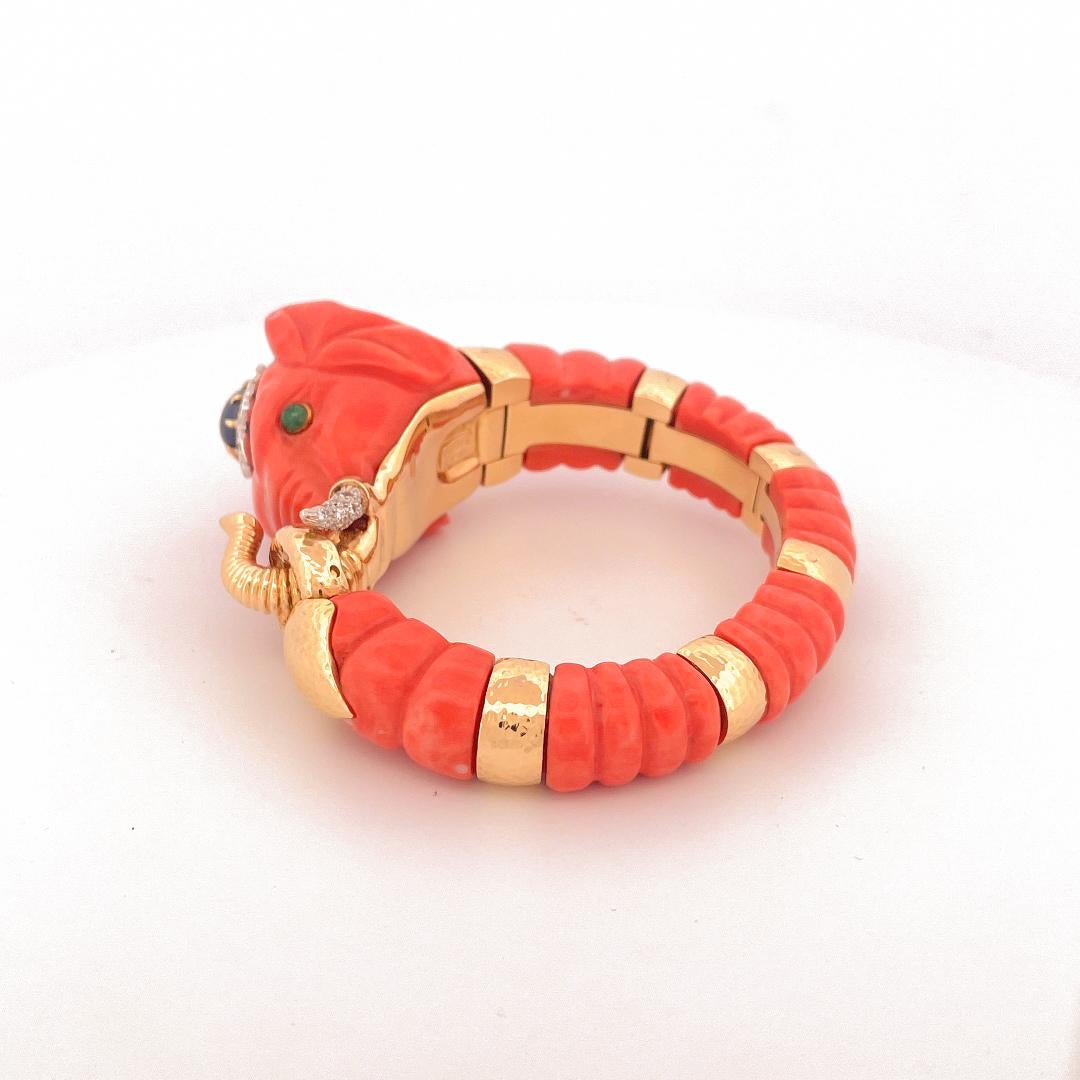 1980's David Webb 18k Yellow Gold Coral and Gemstone Elephant Bangle In Excellent Condition In Dallas, TX