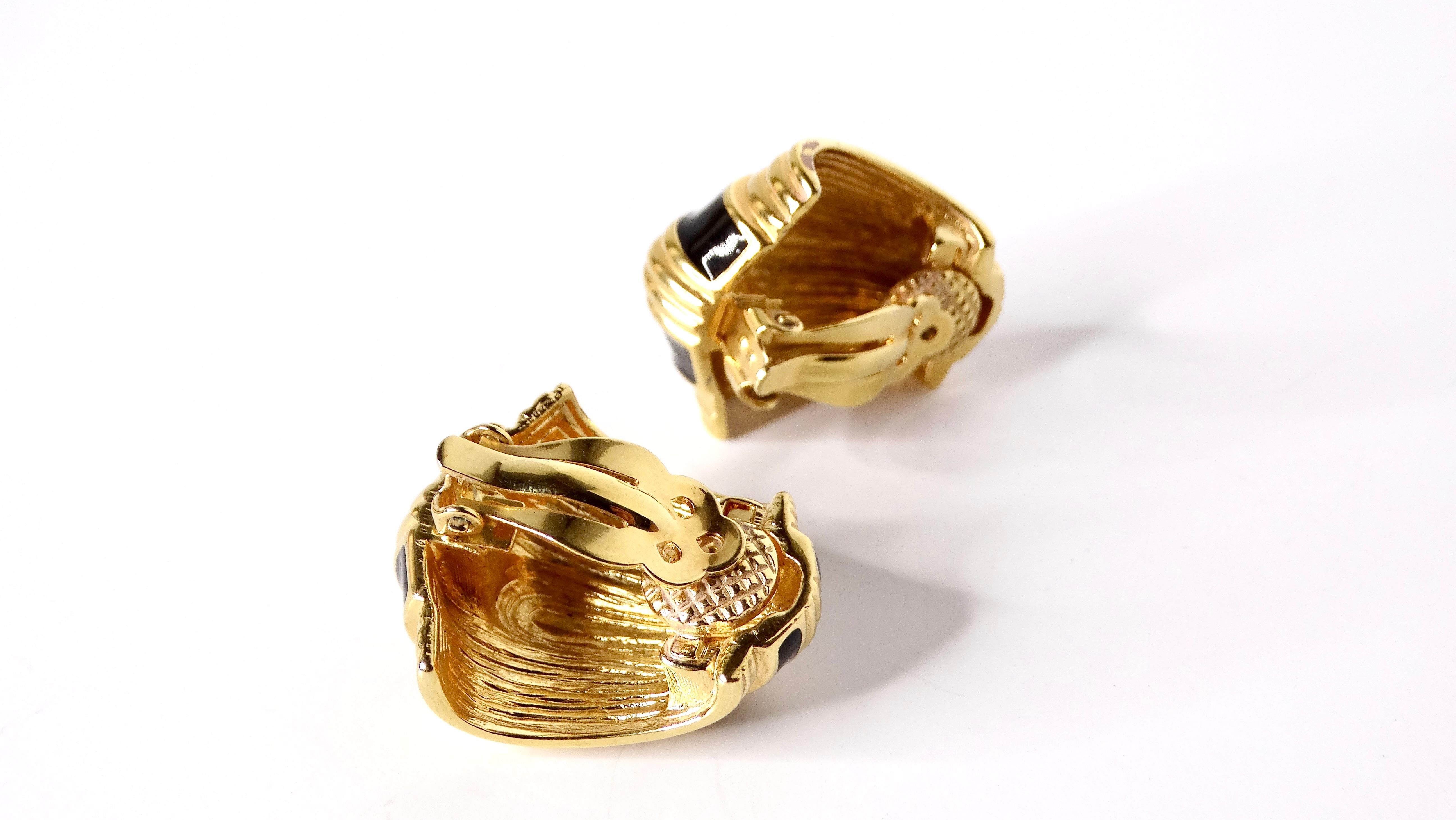1980s David Webb Inspired Black Enamel 18k Gold Plated Striped Earrings In Good Condition For Sale In Scottsdale, AZ