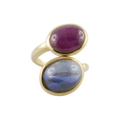 1980s David Webb Ruby Sapphire 18 Karat Gold Crossover Ring