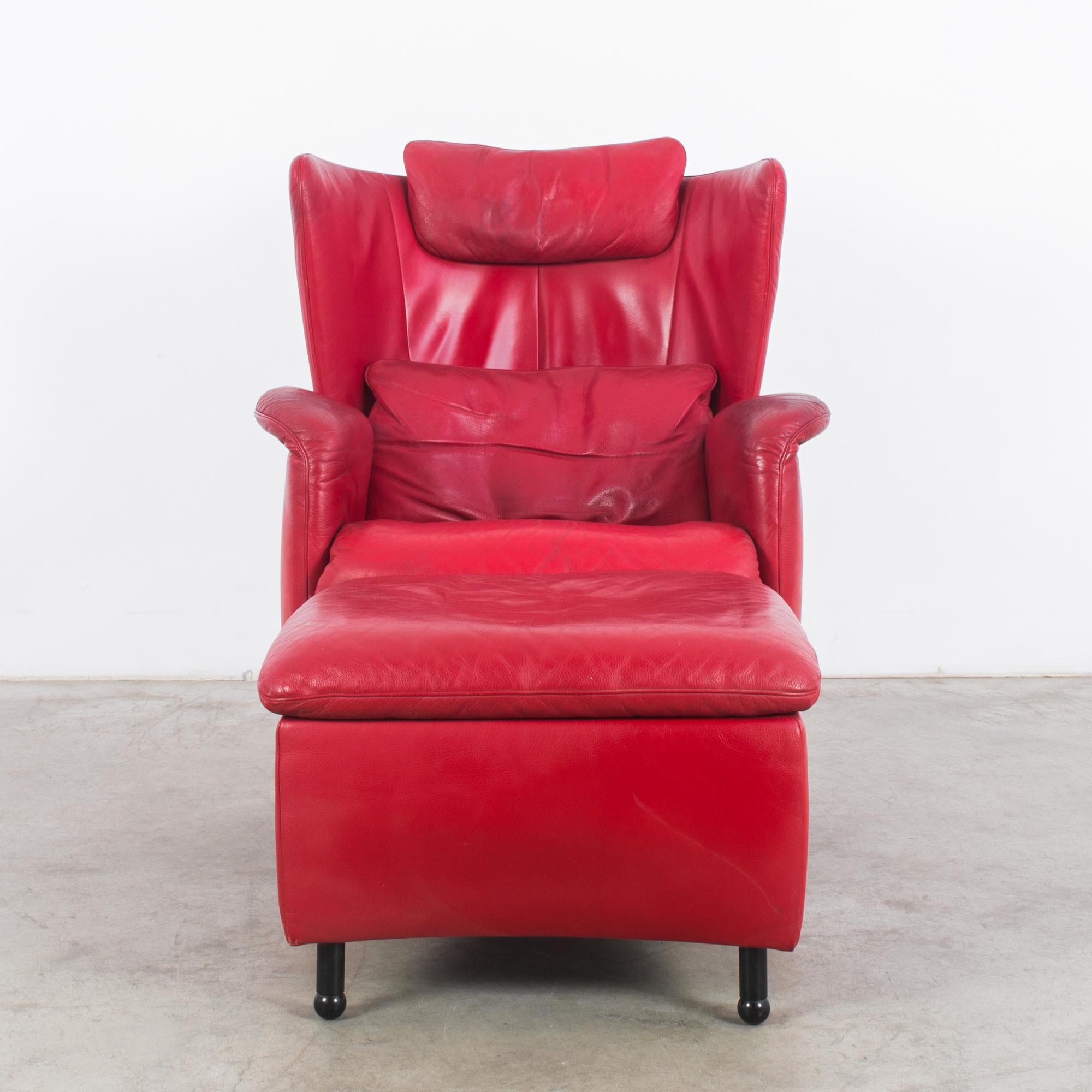 1980s De Sede Crimson Leather Armchair with Ottoman 3